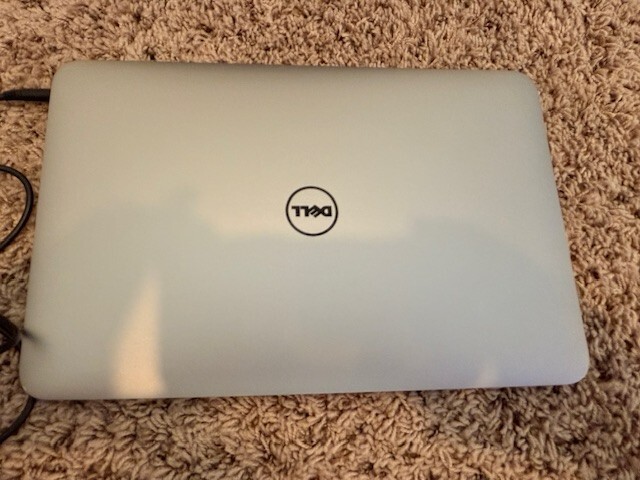 Dell XPS 13 L321X 13″ Intel Core i5 2nd Gen 1.6ghz 4GB RAM 128GB SSD