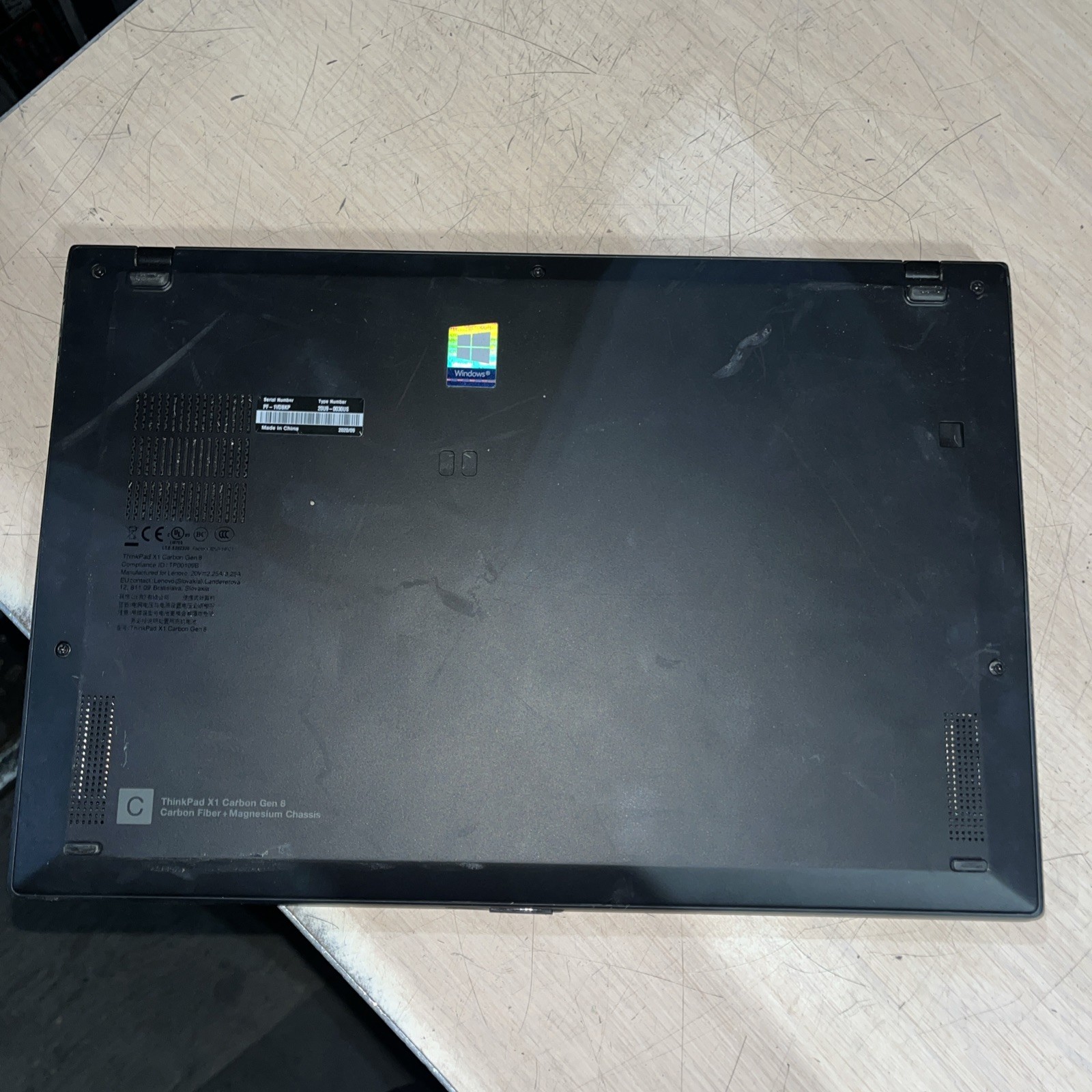LENOVO THINKPAD X1 CARBON GEN 8 INTEL CORE I7-10610U 1.80GHZ 16GB RAM NO HD