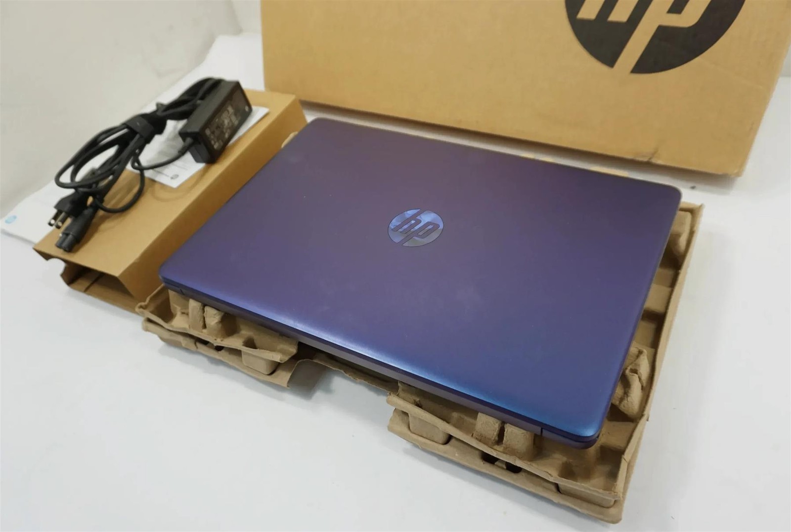 HP 15-dy3003ds 15.4″ FHD Touch Intel Pentium Silver N6000 1.1GHz 8GB 256GB