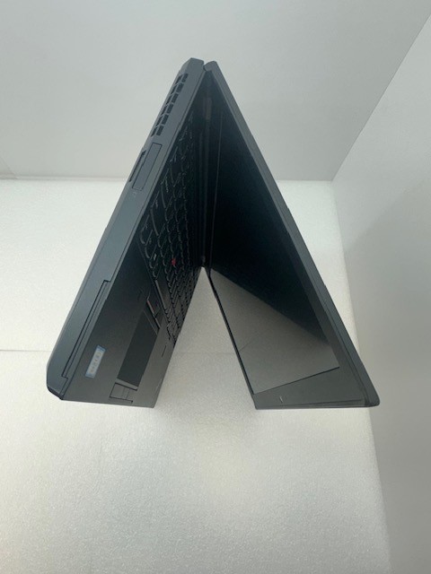 Lenovo ThinkPad P50 FHD i7-6820HQ 2.7GHz 32GB RAM 512GB SSD Quadro M2000M +DOCK