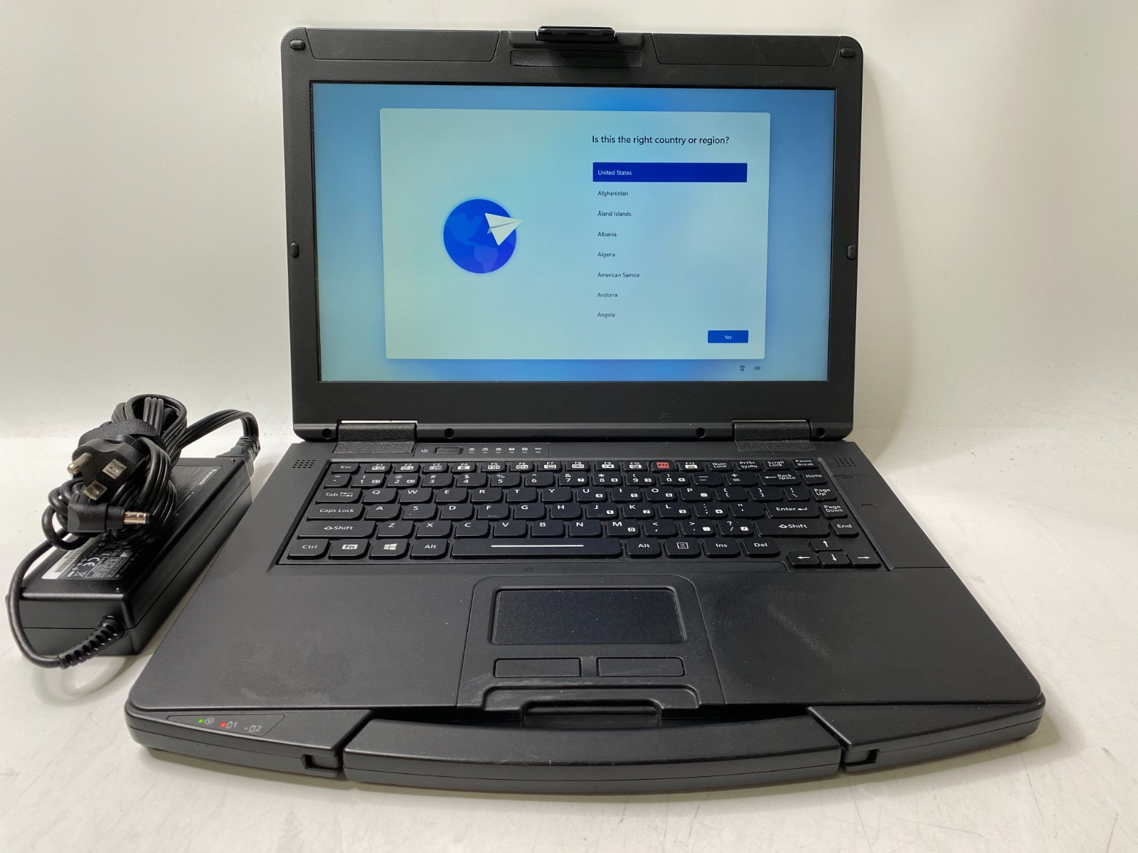 Panasonic CF-54 MK2 i5 6300u 16GB DDR3 500GB SSD W11P, 65% Battery w/Charger