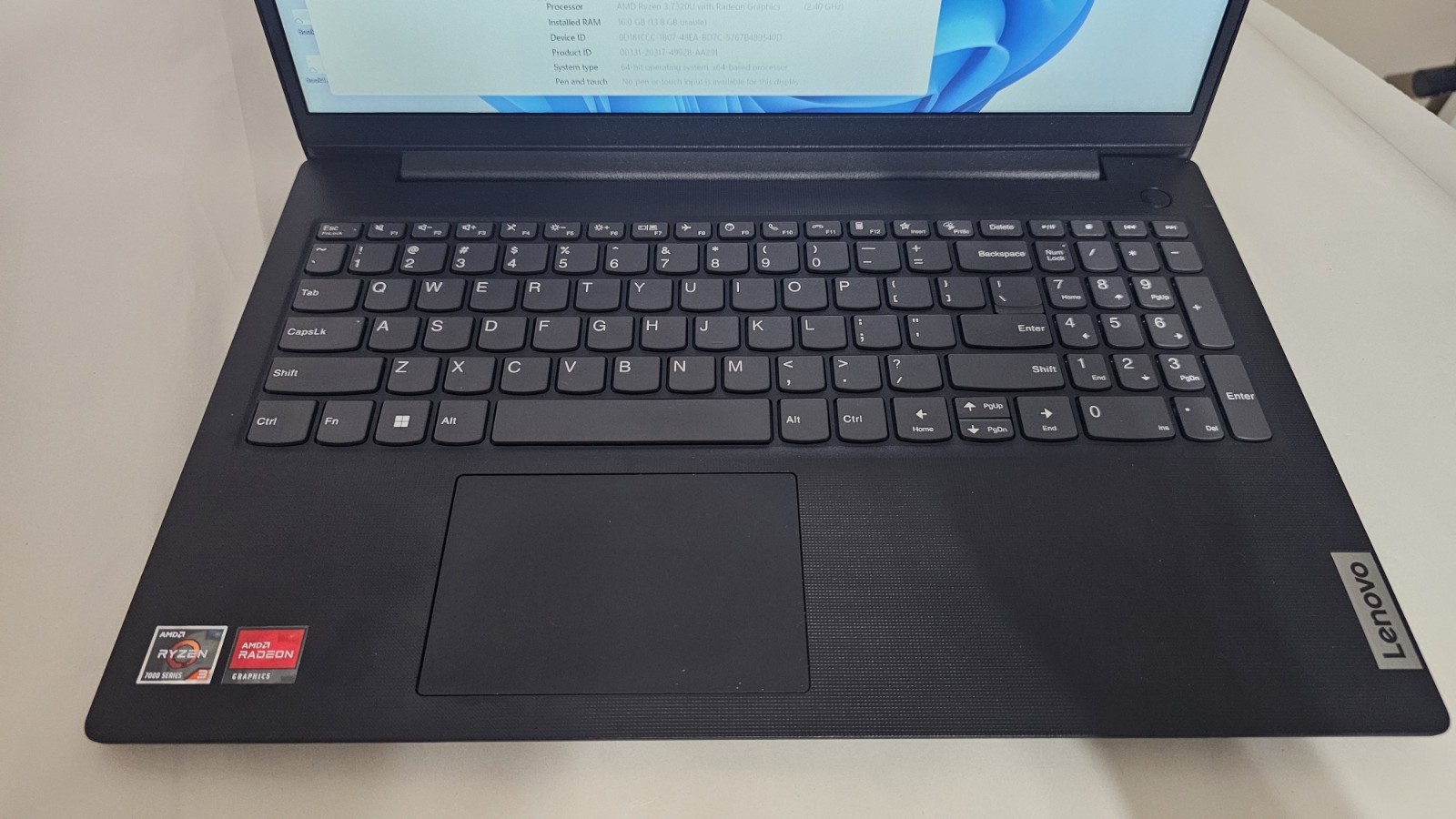 Lenovo V15 G4 AMN 15.6″ Laptop AMD Ryzen 3 7320U 16GB/256GB Win11 Pro
