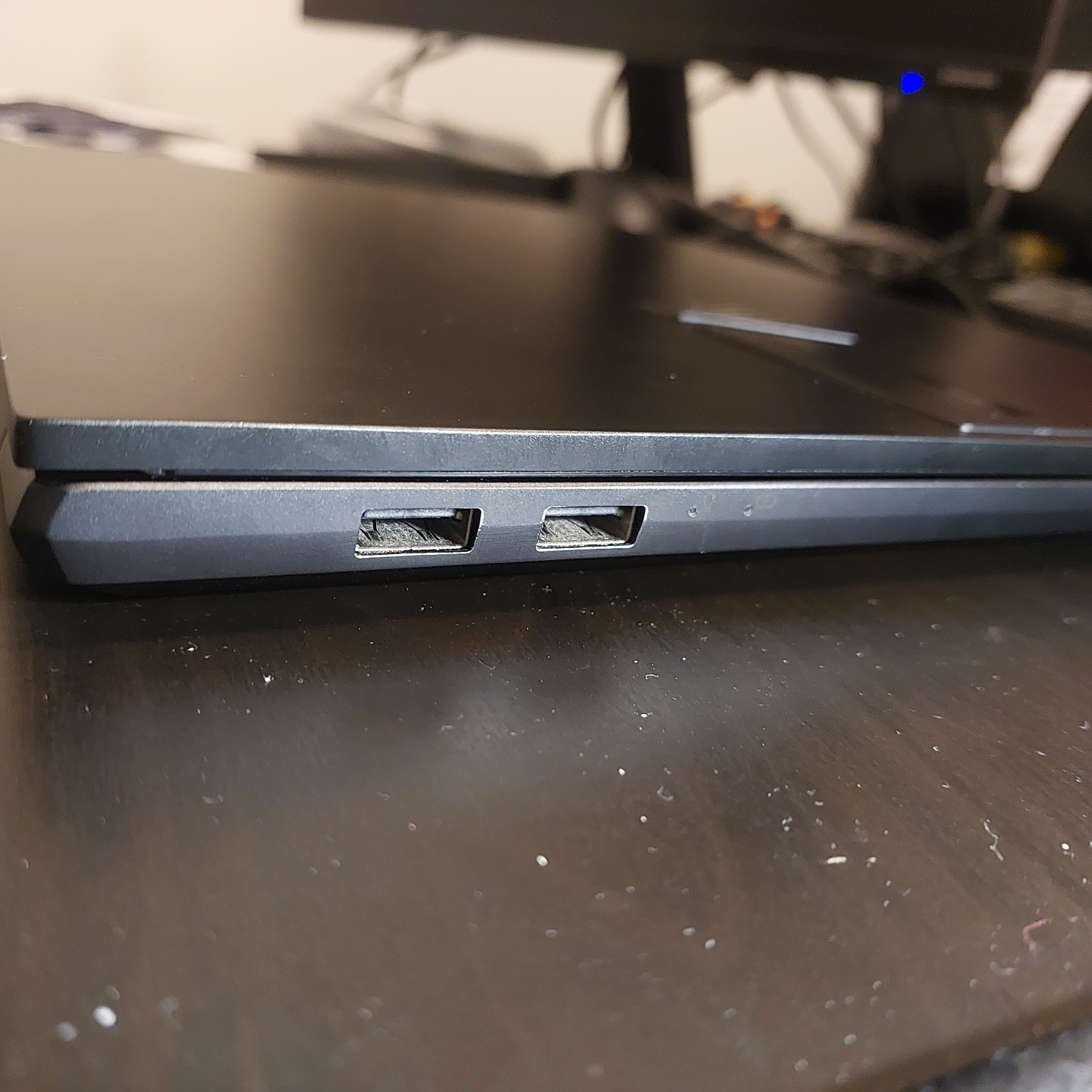 ASUS Vivobook M7600QE – AMD Ryzen 9 5900 – NVIDIA GeForce RTX3050Ti – 16GB RAM