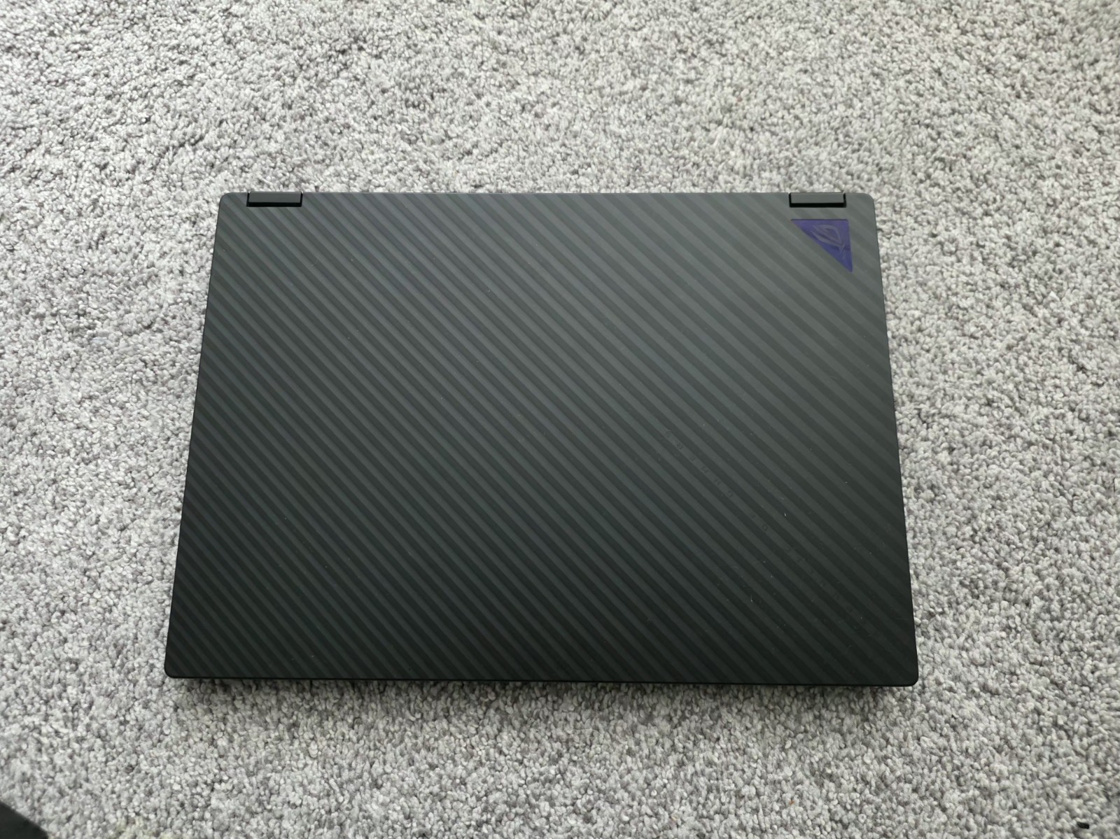 Asus ROG Flow X13 GV302 Ryzen 9 7940HS 32GB 2tb RTX 4070 with xgmobile RTX 4090