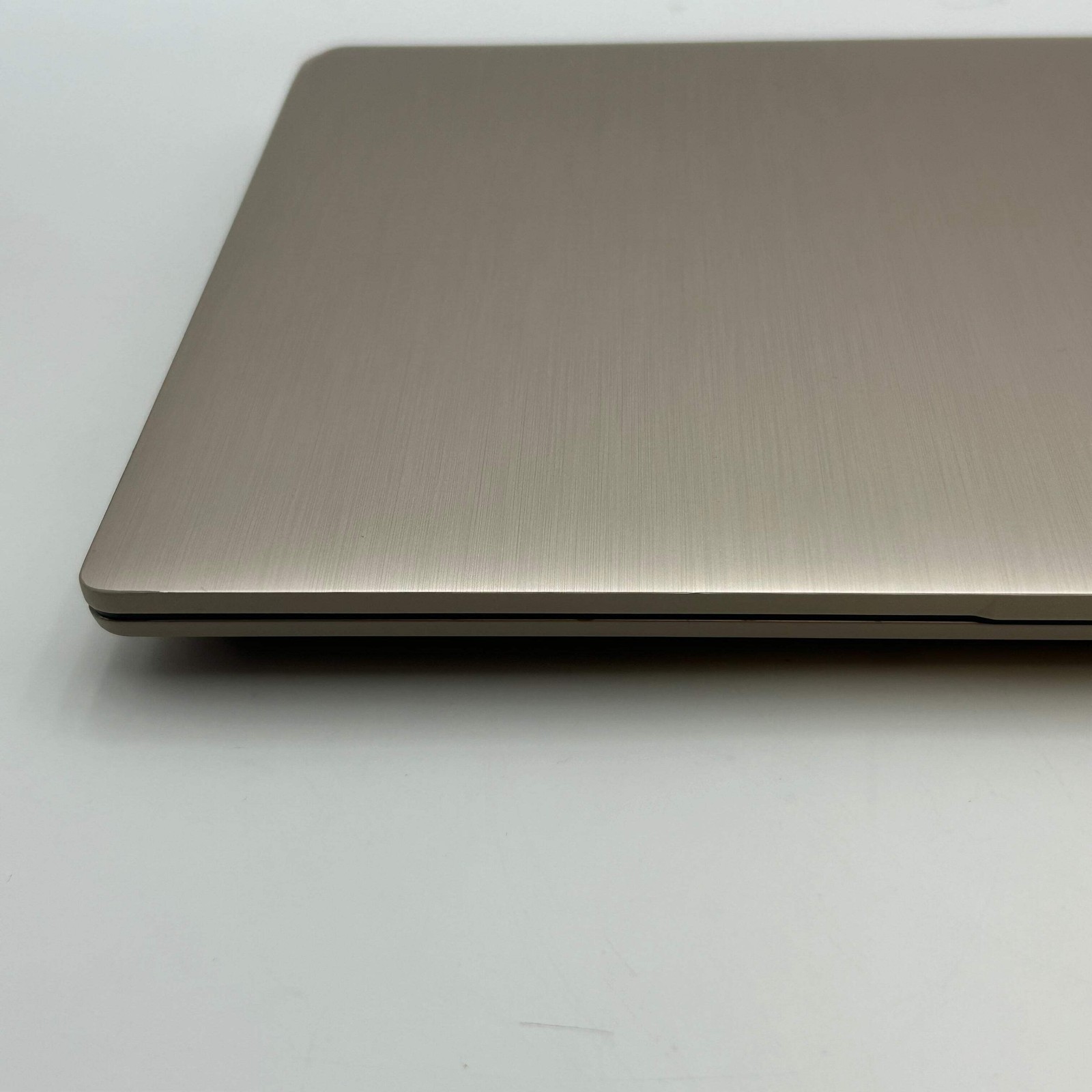 Lenovo IdeaPad 3 14″ Laptop AMD Ryzen 5 5000 12GB RAM 256GB SSD 15ALC6 *READ*