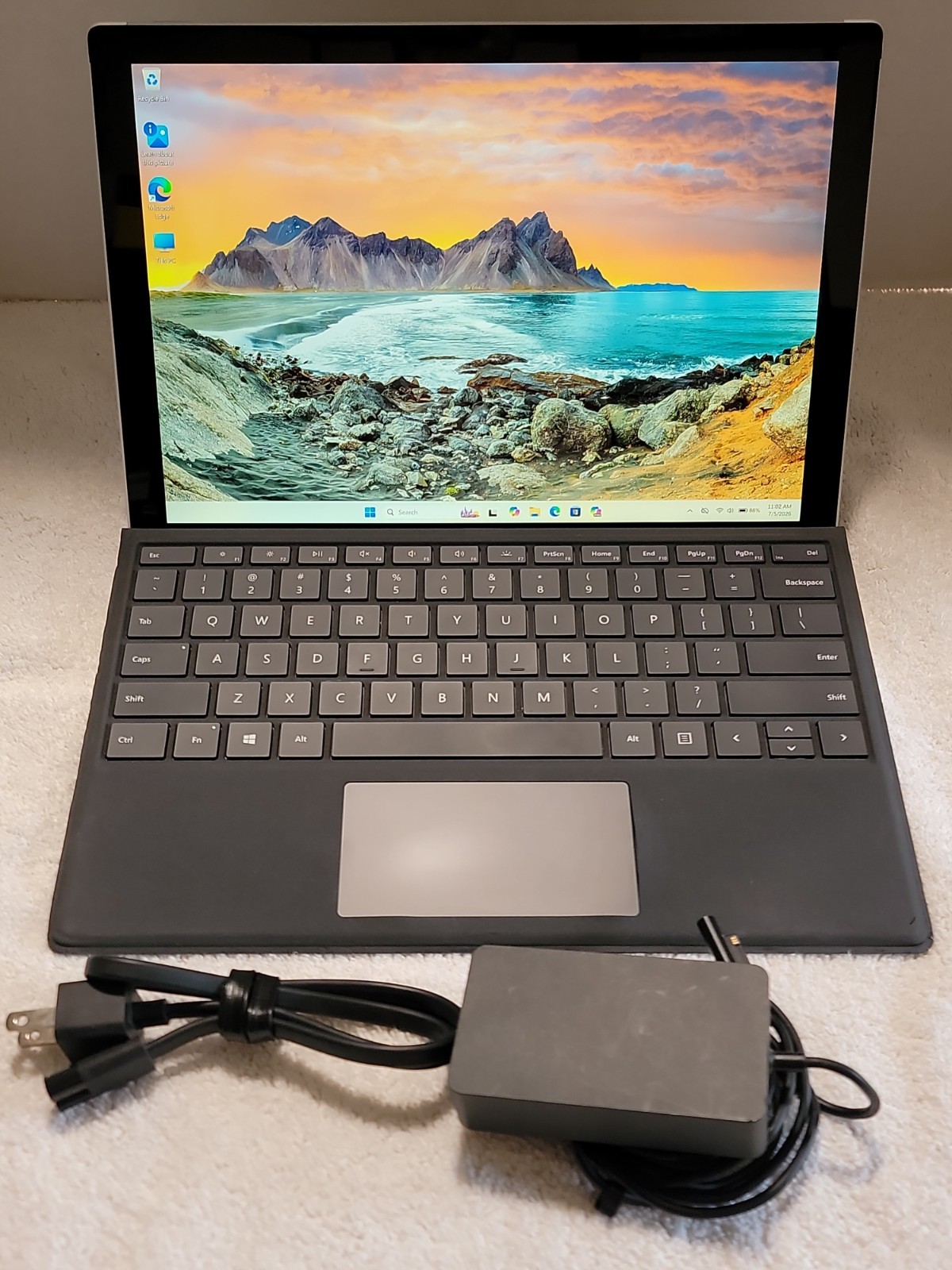 Microsoft Surface Pro 7 1866 12.3″ Touchscreen| i5-1035G4 | 8GB | 128GB | Win 11