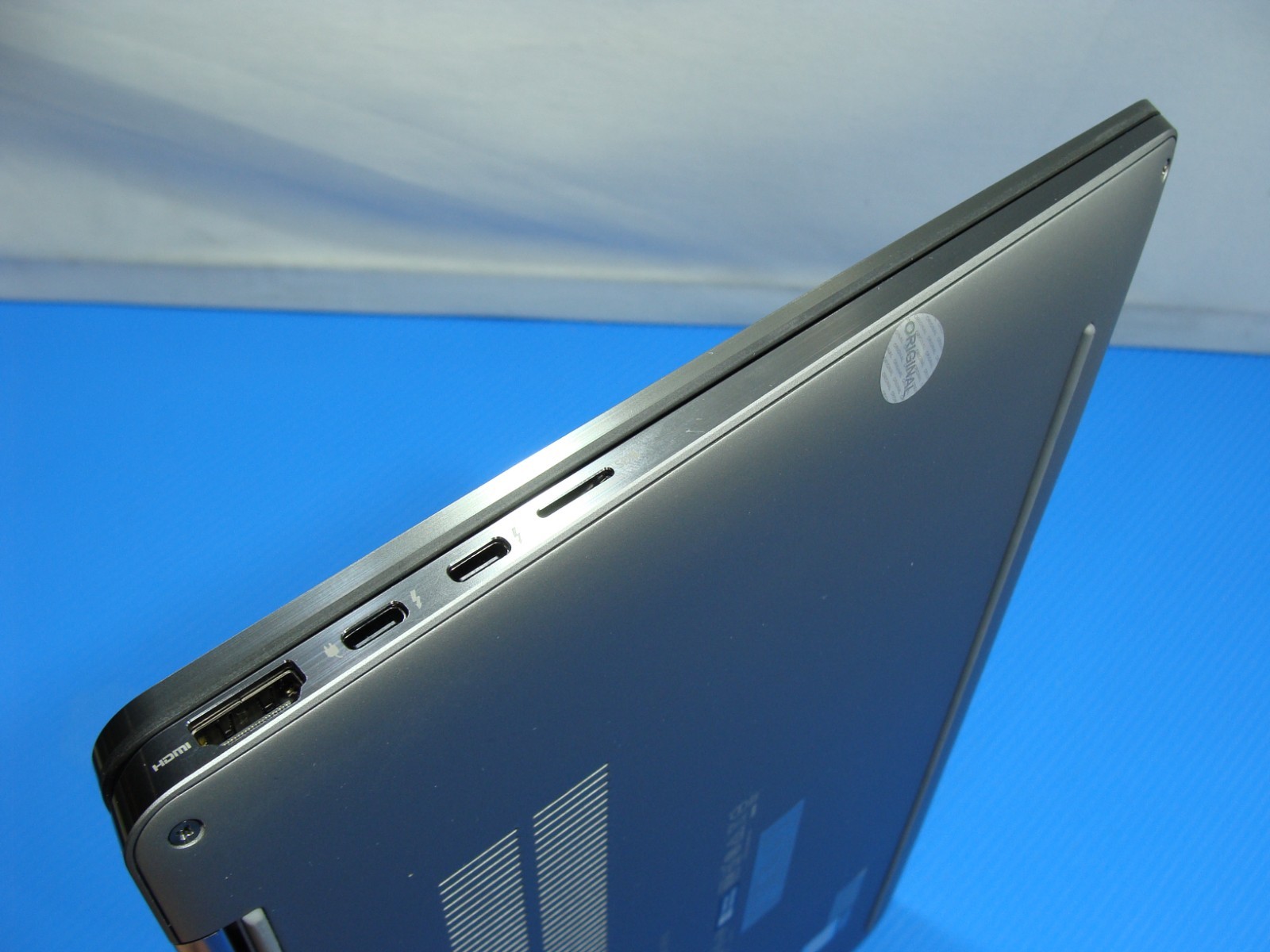 Dell Latitude 9510 15″ FHD TOUCH intel core vPro i7-10810U 1.1GHz 16GB 512GB +PA