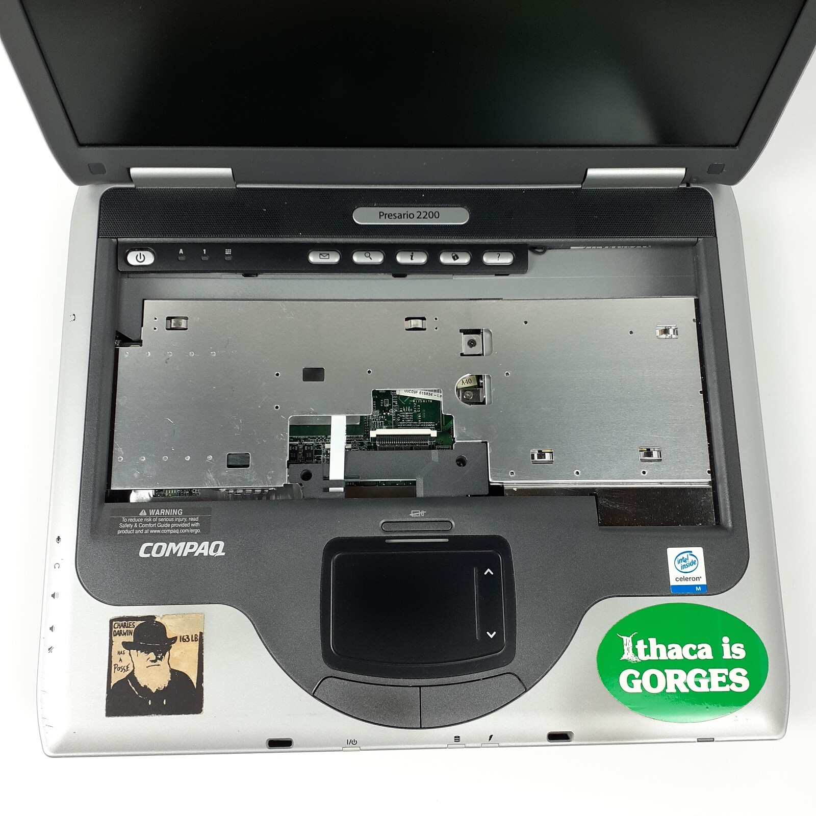 Compaq Presario 2200 256 MB RAM No HDD No Keyboard For Parts Or Repair