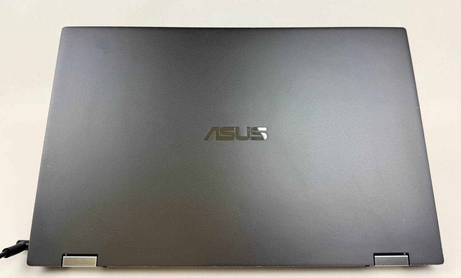 ASUS ZenBook Flip 15 15.6″ Touch i7-1165G7 16GB 1TB GTX 1650Ti W11H – Read Issue