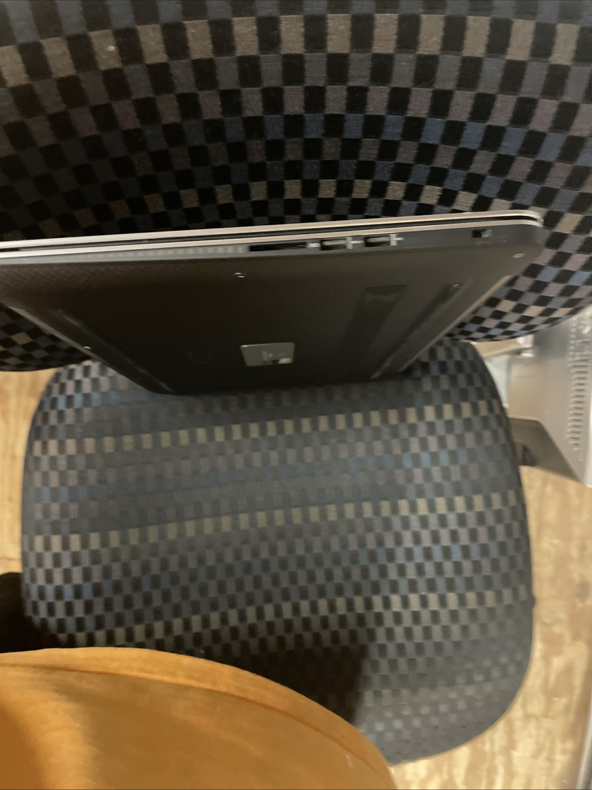 Dell Precision M3800,i7-4702HQ, 256gb SSD, 16gb Ram, Touchscreen.