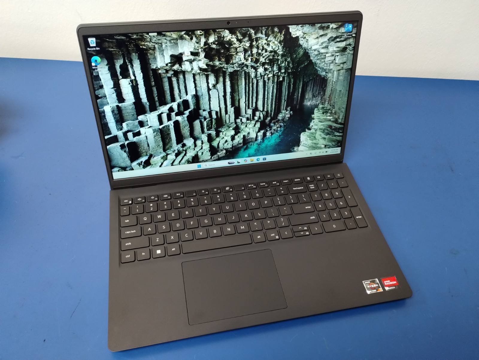 DELL 15 DC15255 G8MK9, AMD Ryzen 7 7730U, 2.00 GHz, 16 GB RAM, 512 GB NVMe