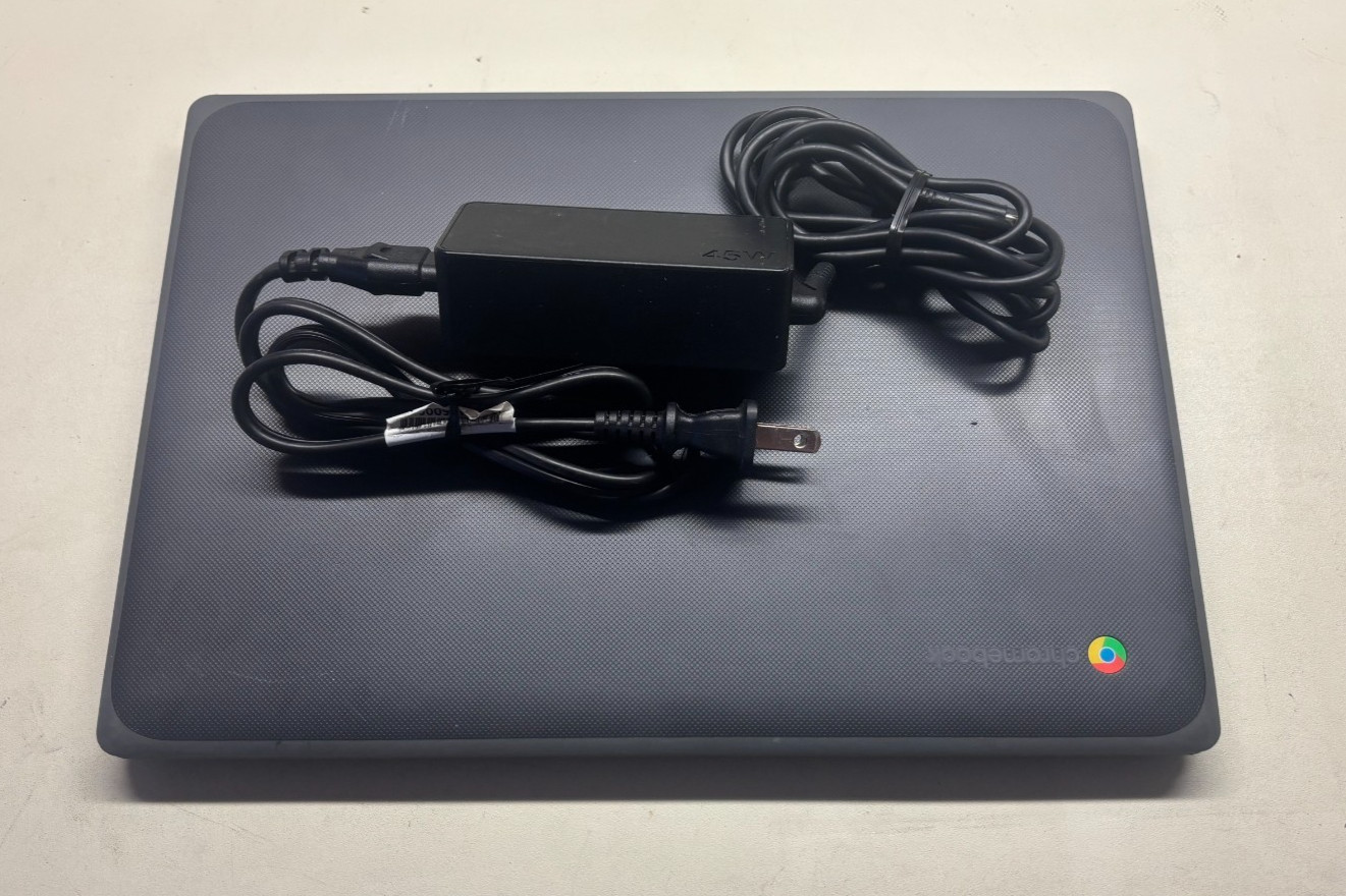 HP Chromebook 11A G8 EE Laptop 11.6″ intel N4020 4GB RAM 32GB SSD W/Charger