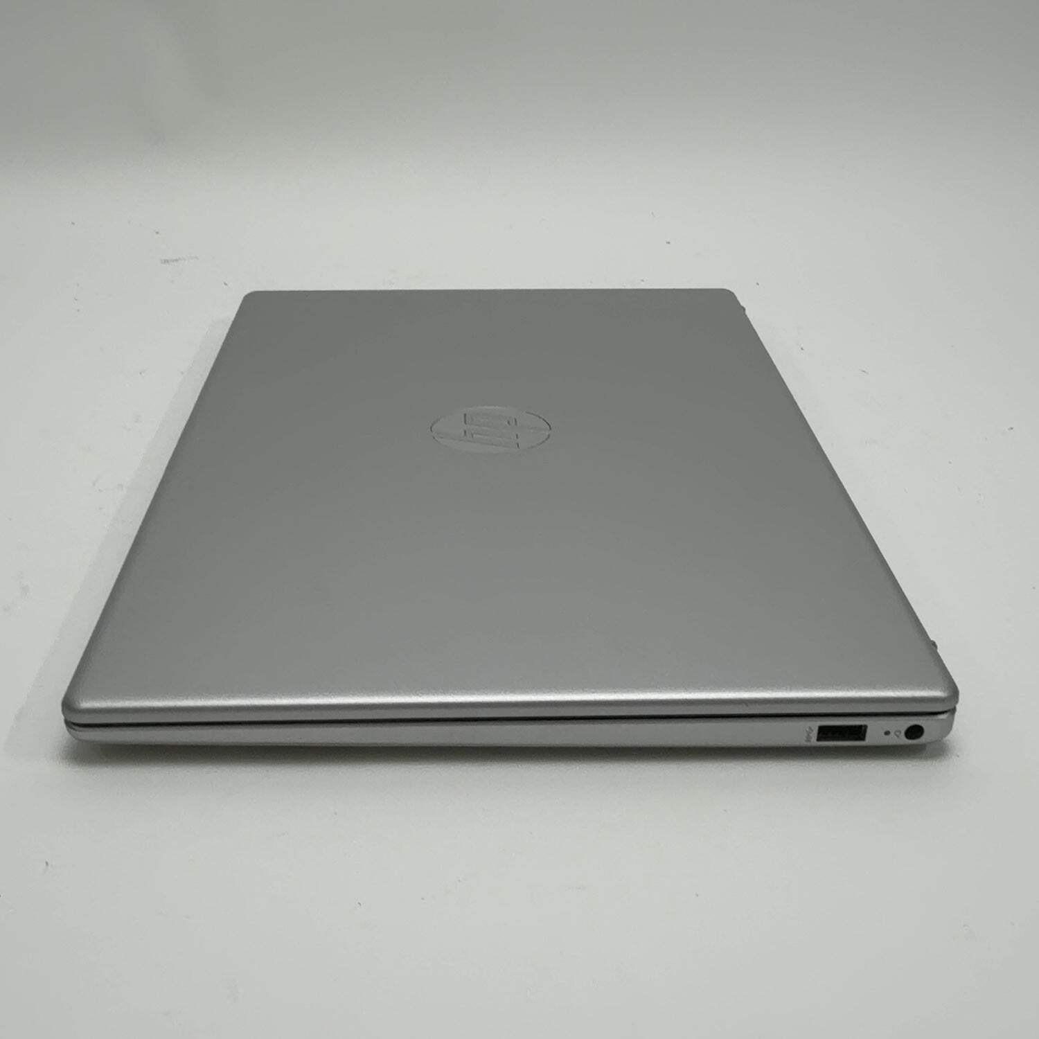 HP Laptop TPN-Q286 15.6″ i5-1334U 1.3GHz 16GB RAM 512GB SSD