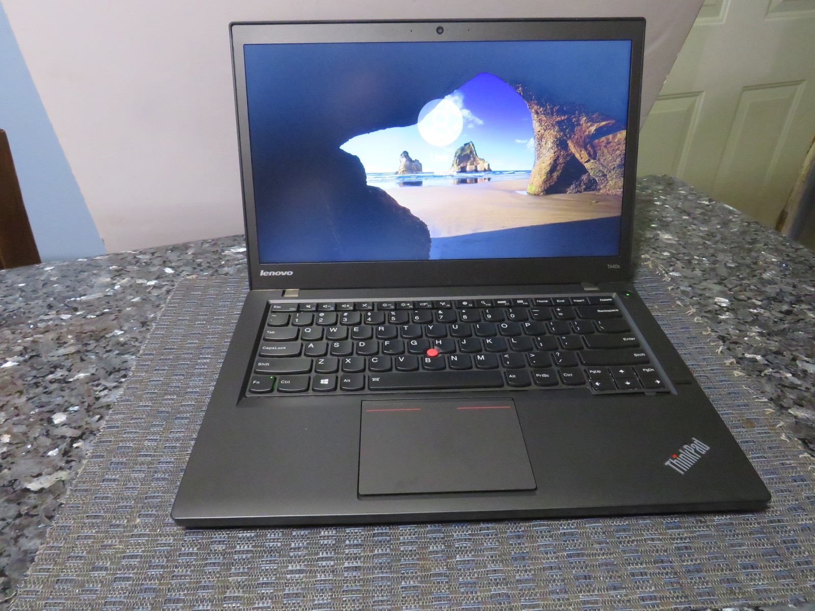 Lenovo ThinkPad T450s 14″ Intel i7 12GB RAM 512GB SSD USB WiFi Win 10 Laptop
