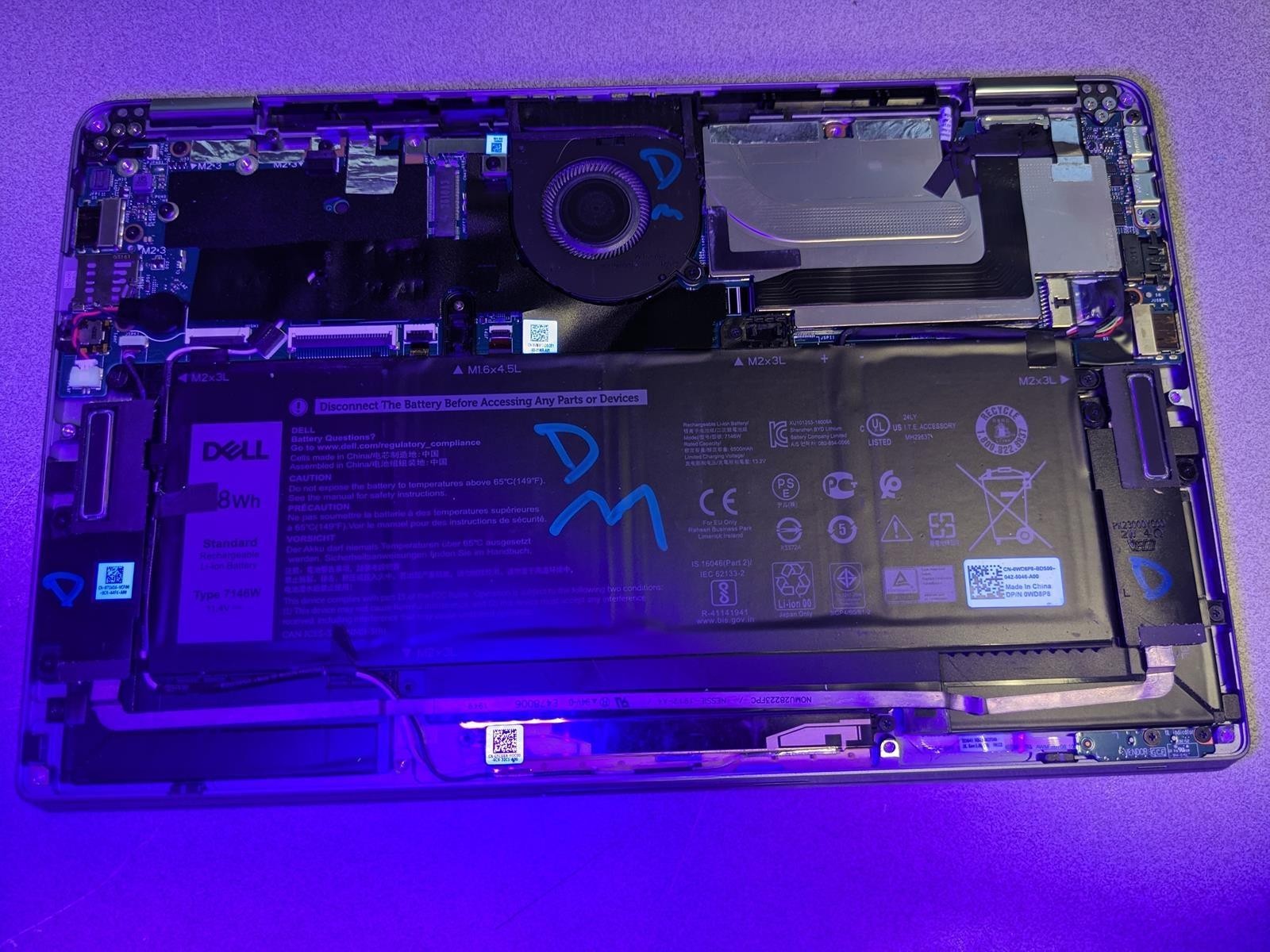 DELL LATITUDE 7400 2-IN-1 i5-8365U @ 1.60GHz, 16GB RAM, NO HDD/OS