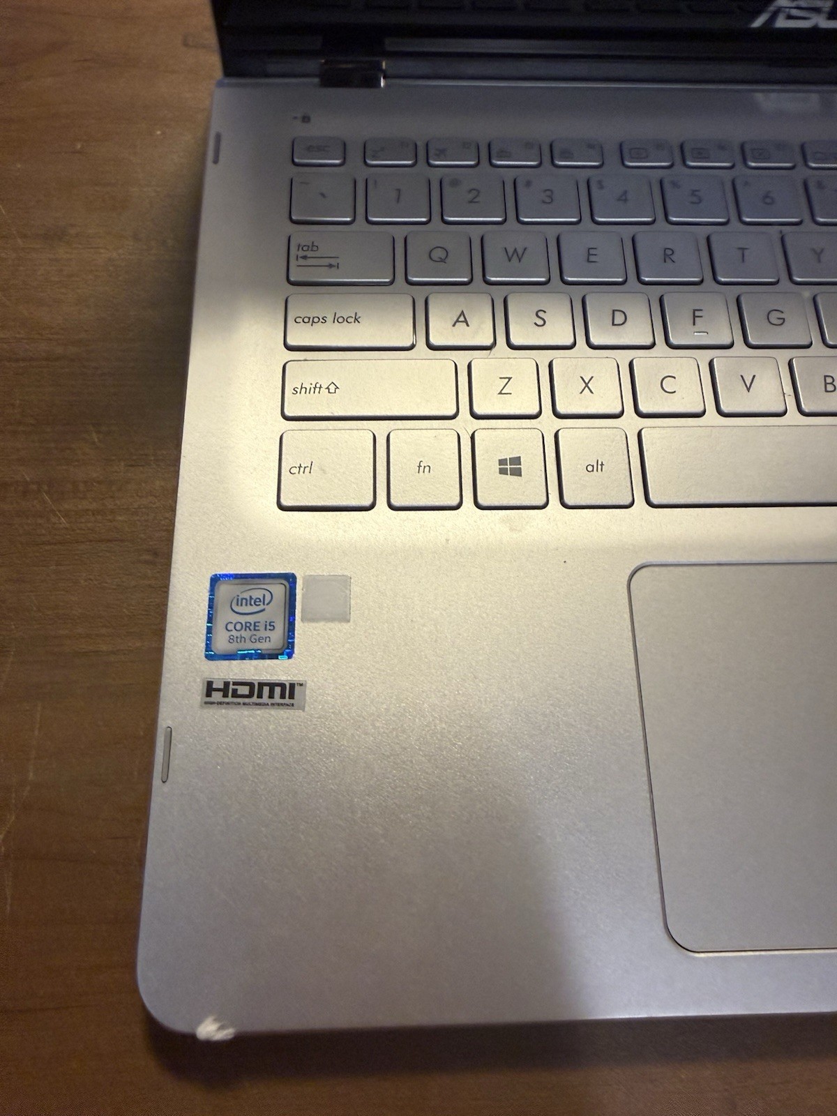 ASUS Q405U 14″ Laptop Intel CORE I5 8th Gen (read)