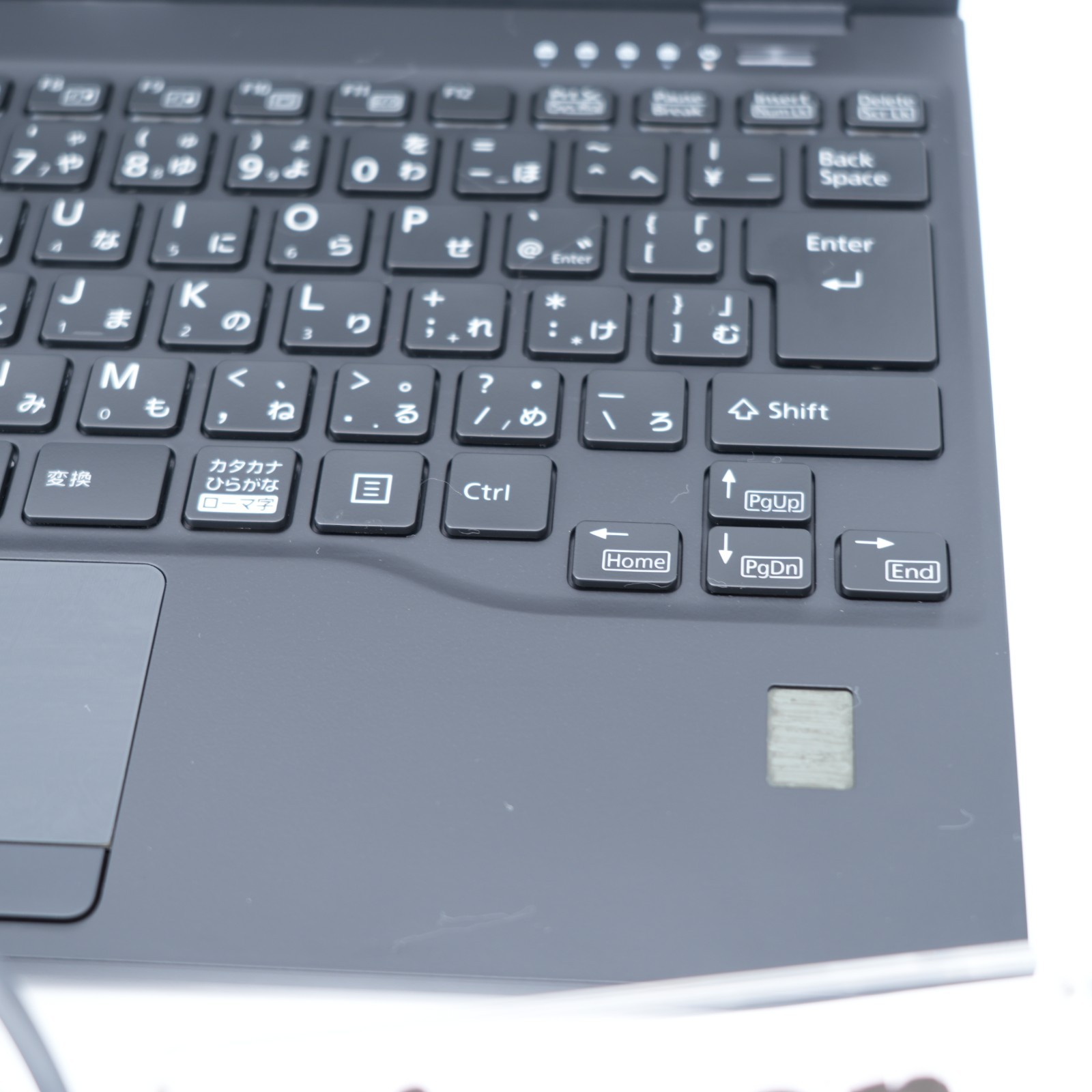 Fujitsu LIFEBOOK U9311/H i7-1185G7 16GB 512GB SSD 13.3″ FHD LTE Win11 ENG Tested