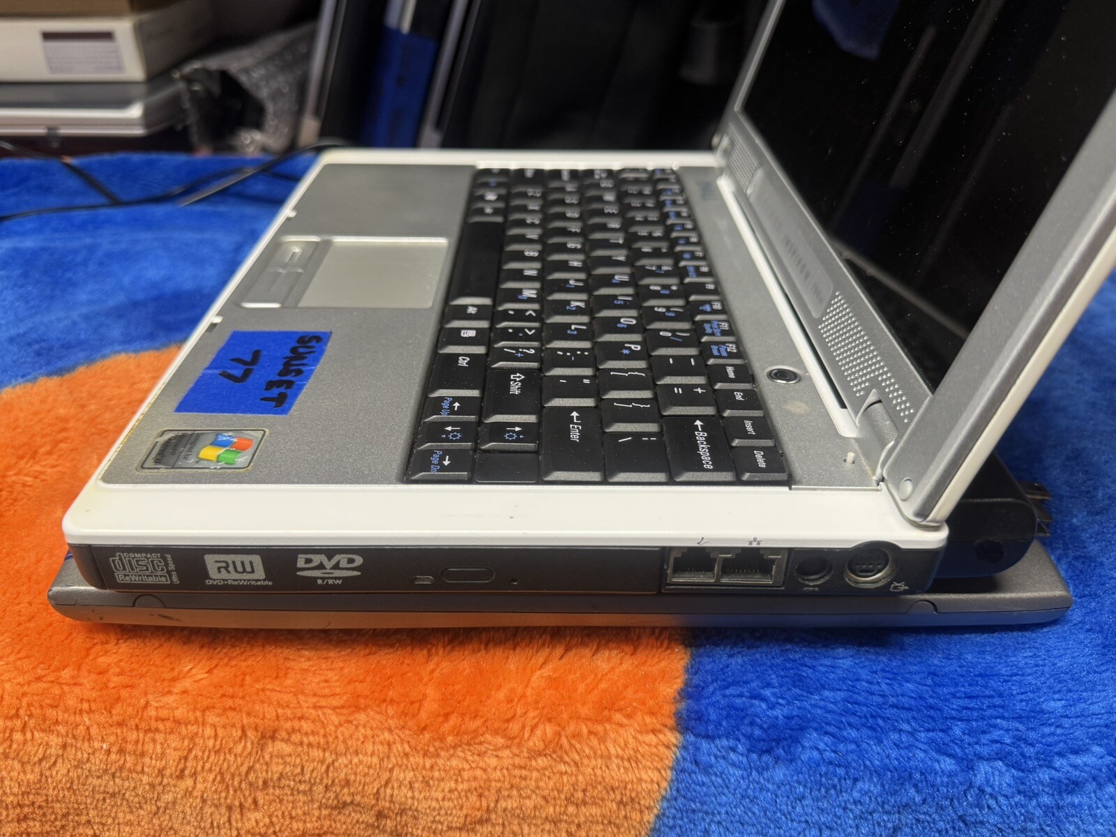 Dell Inspiron 700m, 12.1 TFT, Win7pro, 80GB,, 2GB, DVD-RW, Wifi. #002