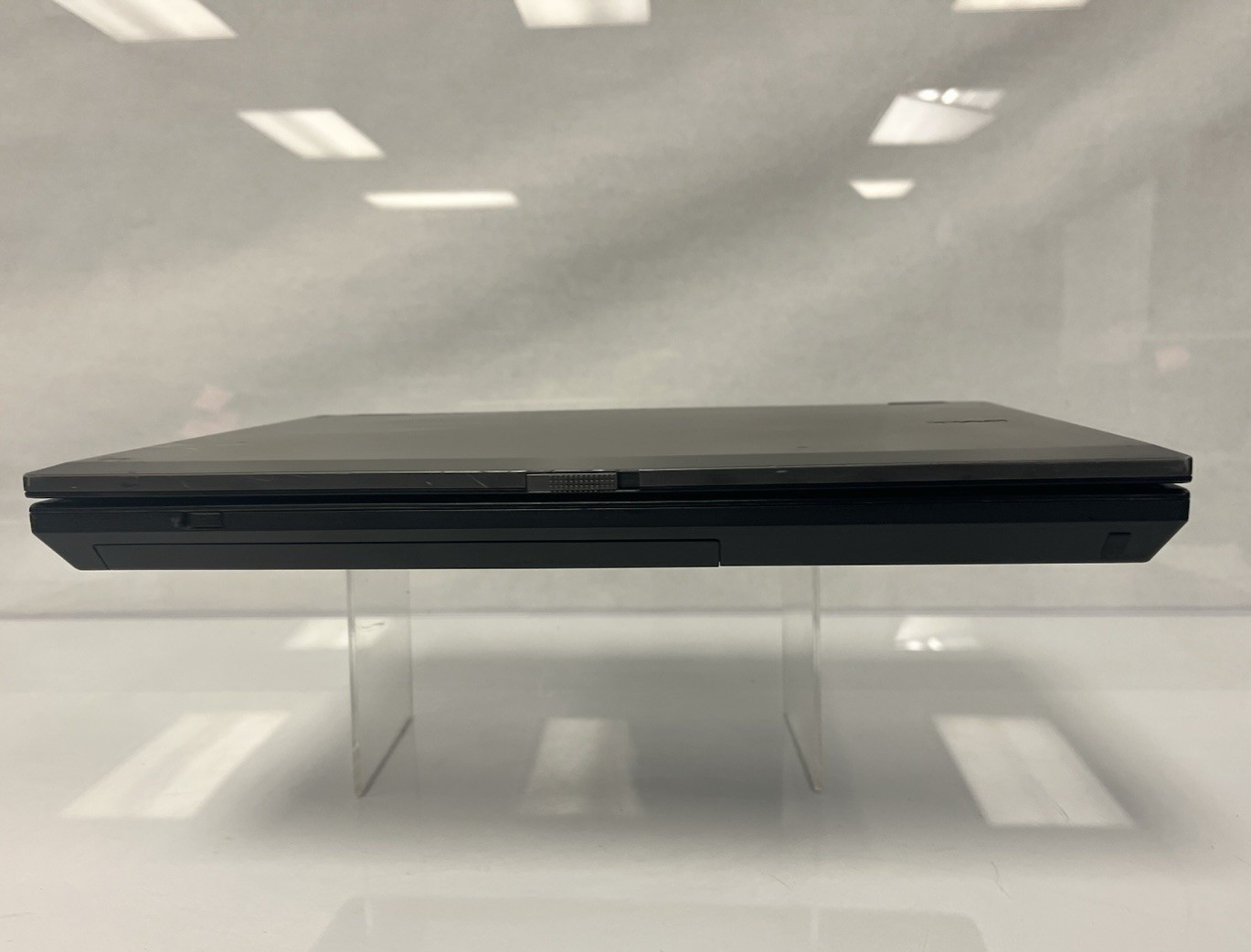 Dell Latitude E5410 i5 M 520 2.40GHz 4GB RAM 160GB HDD NO OS