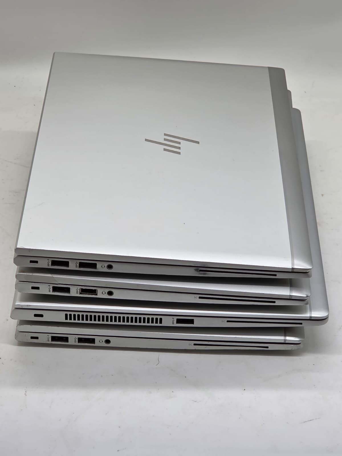 LOT OF 4 HP ELITEBOOK G8 Core i7 11th gen, G7, G5 NO RAM/SSD TESTED AS IS READ