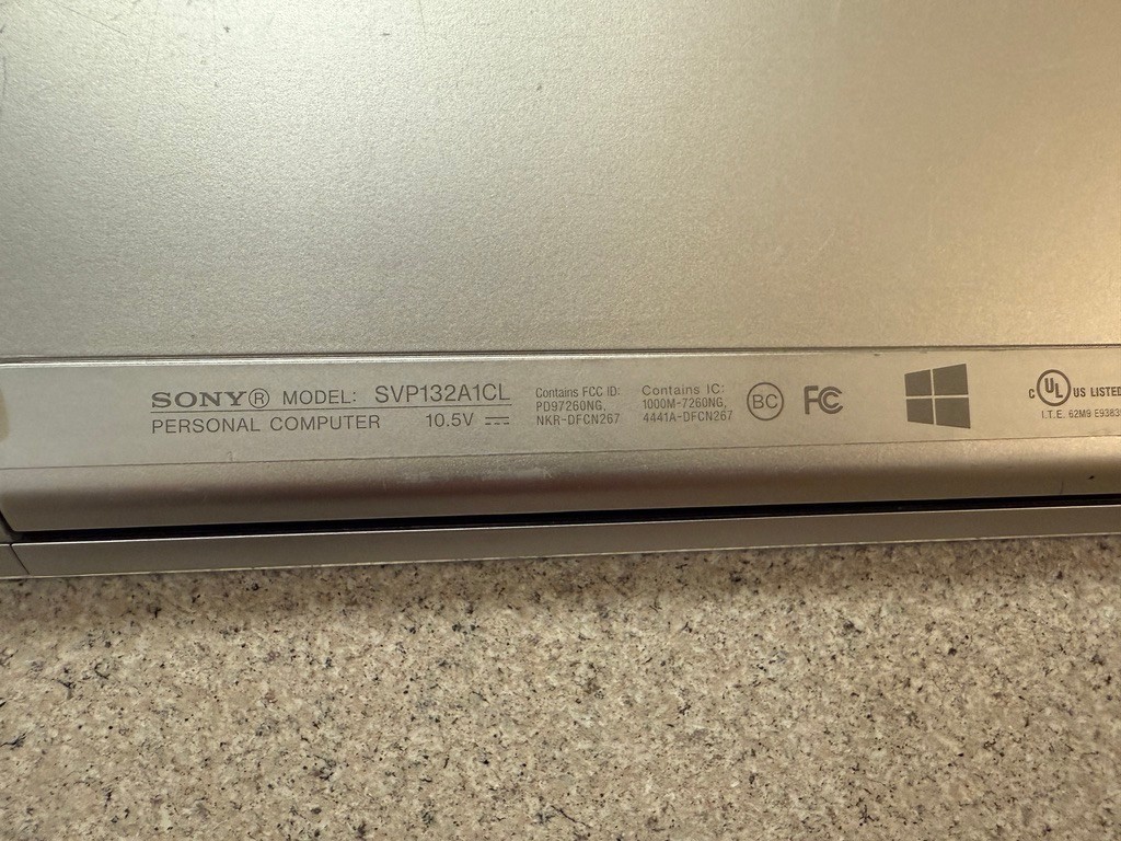 Sony VAIO Pro 13 Ultrabook SVP132A1CL i7 4500U 8GB Ram 128GB SSD, WINDOWS 10 HOM