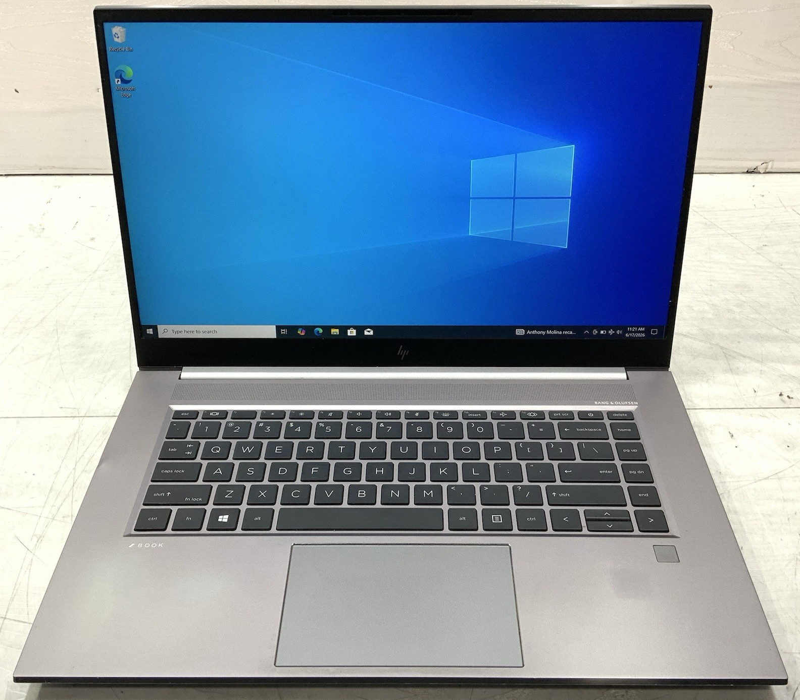HP ZBook Studio 15 G8 Intel i7-11850H 512GB NVMe 32GB DDR4 RTX A2000 *READ