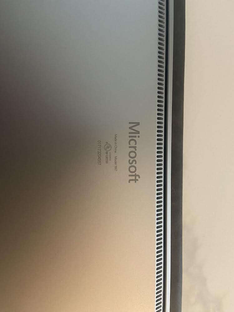 Microsoft Surface Laptop 3 13.5″ (128GB SSD, Intel Core i5 10th Gen., 3.70 GHz,