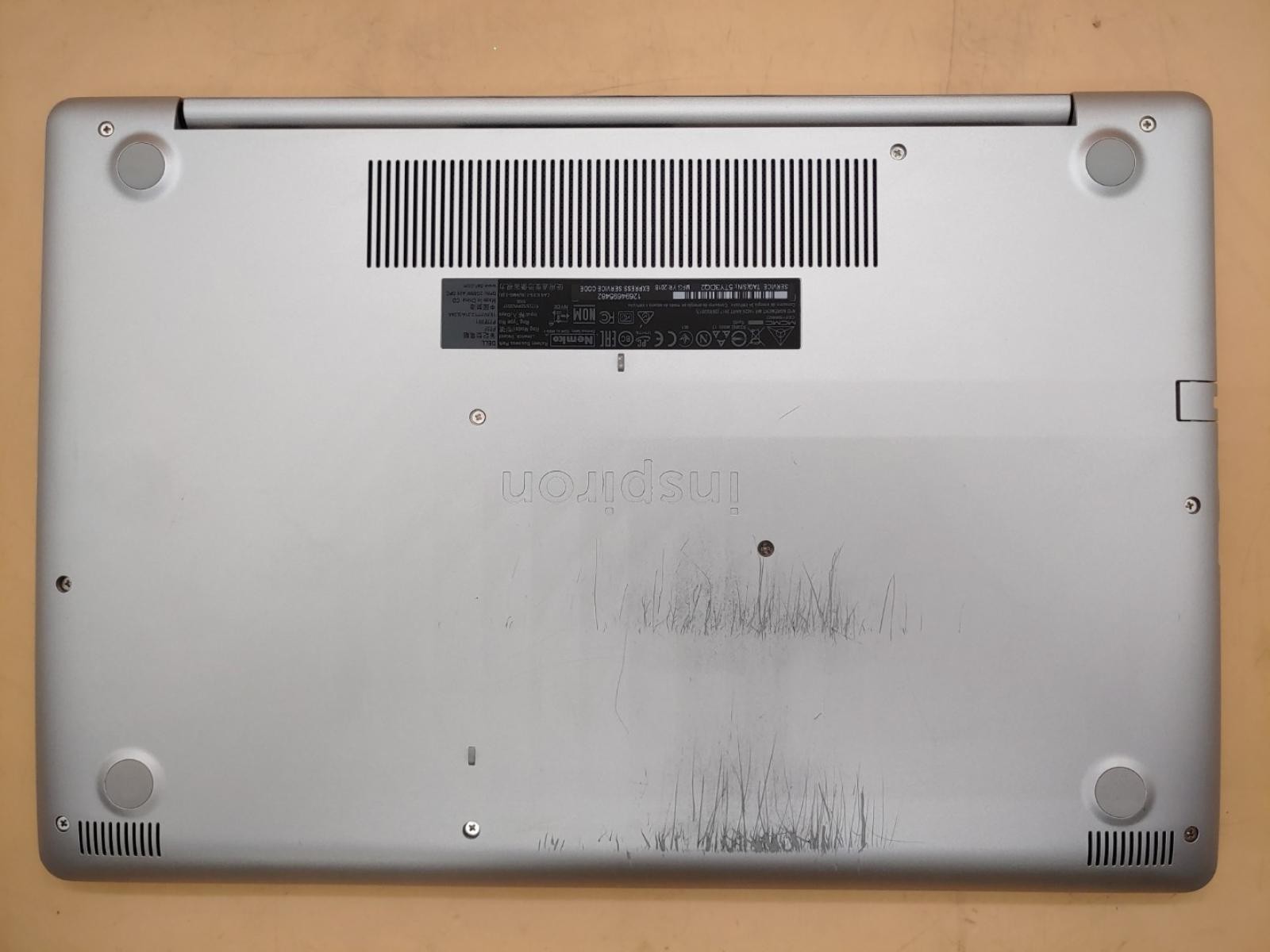 Dell Inspiron 5570 15.6″ Intel i3-8130U 4GB RAM 1TB HDD **NO OS/NO AC**