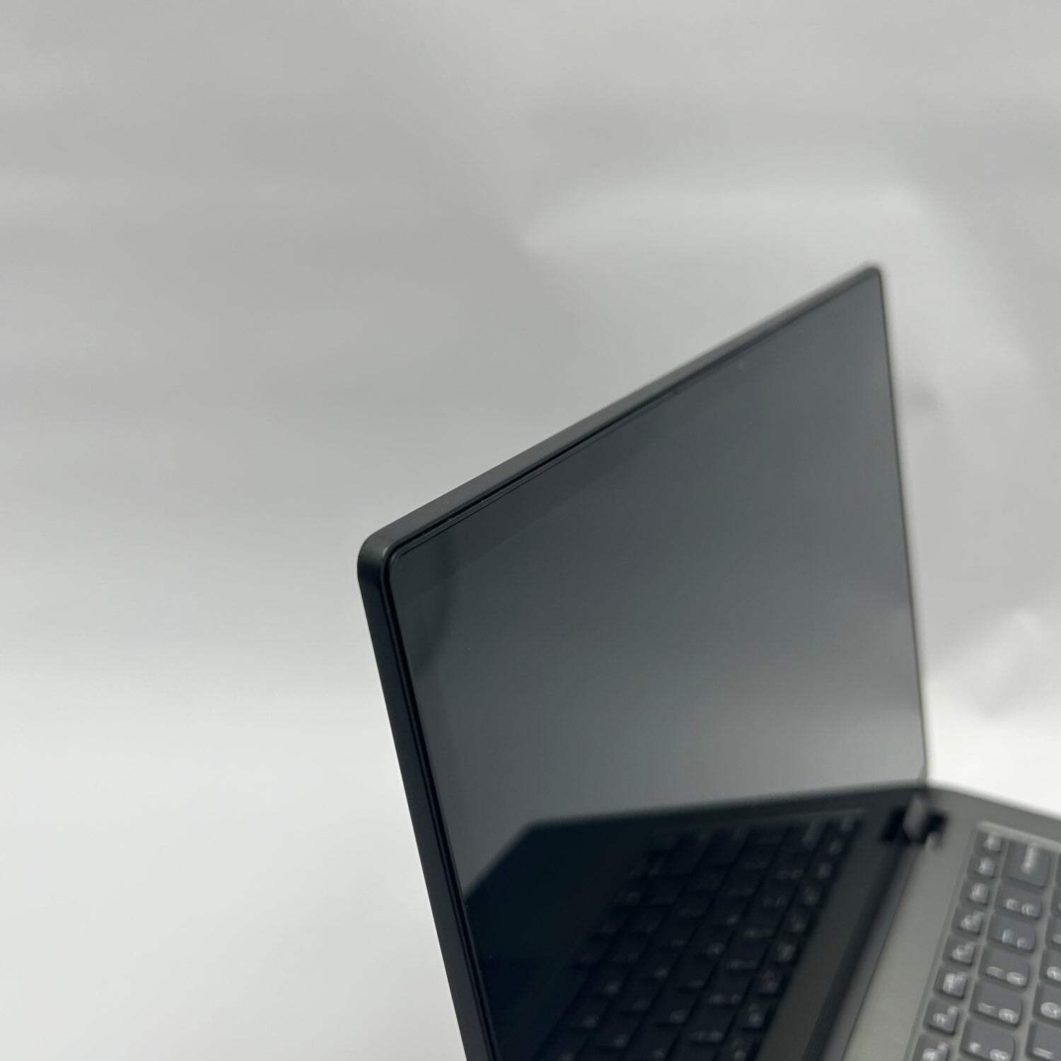 Broken Lenovo Ideapad Flex 6 14″ i3-8130U 2.2GHz 8GB RAM 128GB SSD Bad Battery