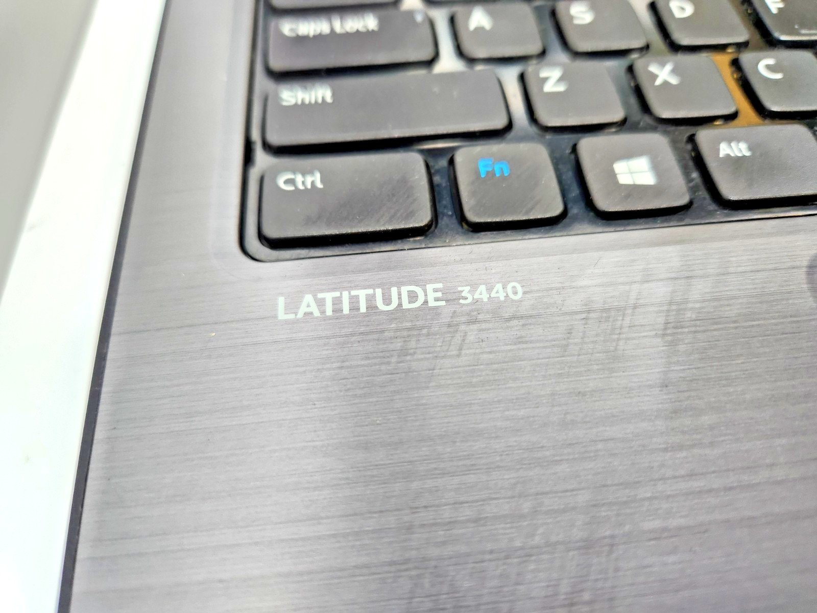 Dell Latitude 3440 14″ HD, i3-4010U 4GB RAM. No HDD