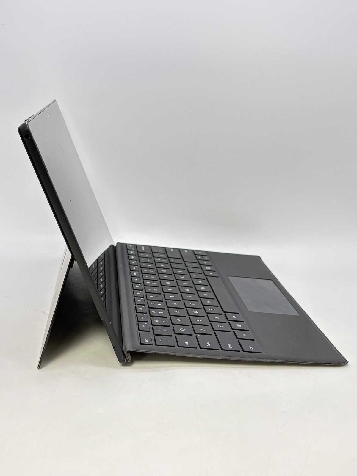 Microsoft Surface Pro 1796 Intel Core i5-8250U 8GB RAM 256GB SSD Black