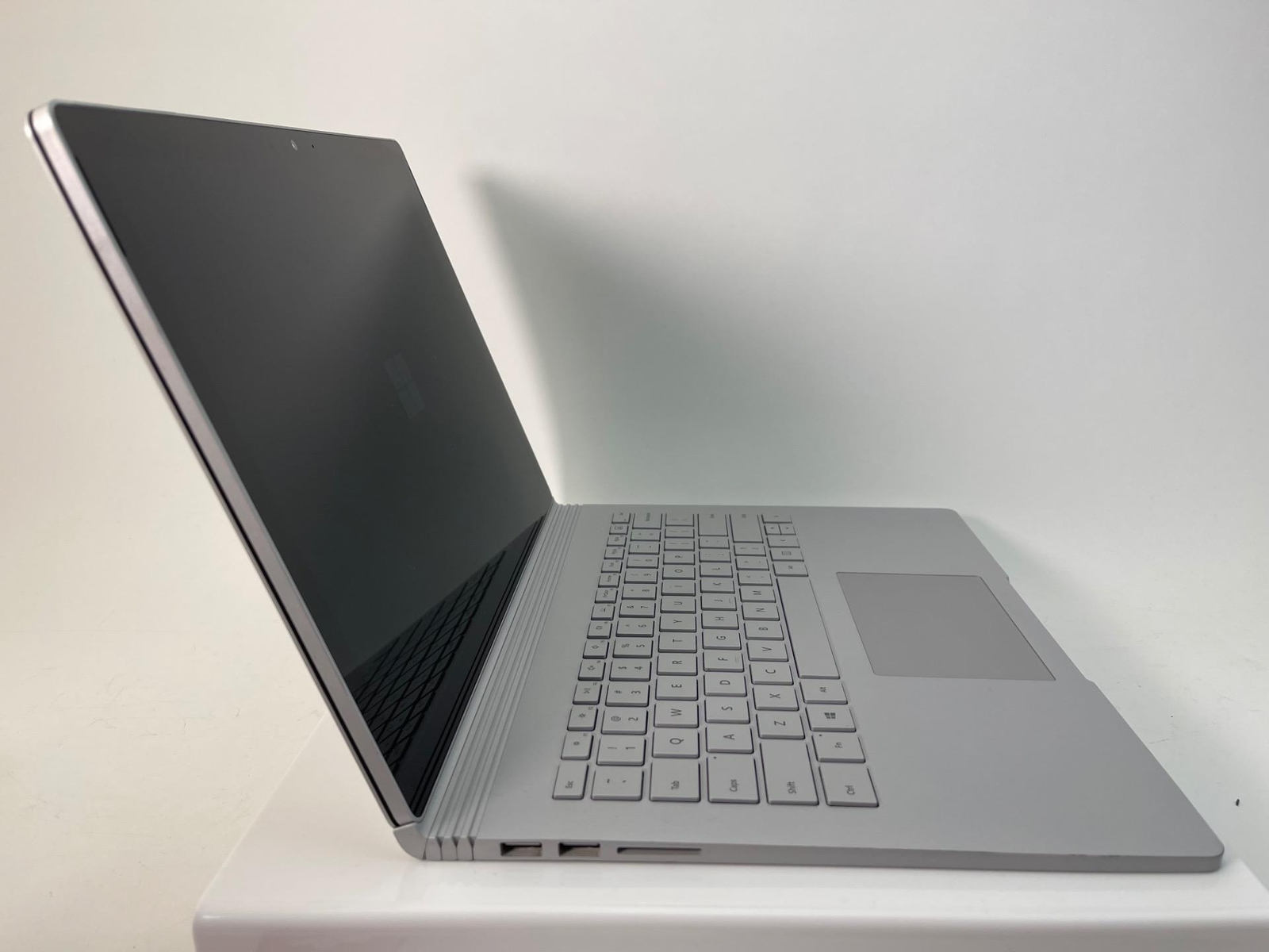 Microsoft Surface Book 2 13.5″ Touch PixelSense 2-in-1 Laptop Notebook HMW-00001