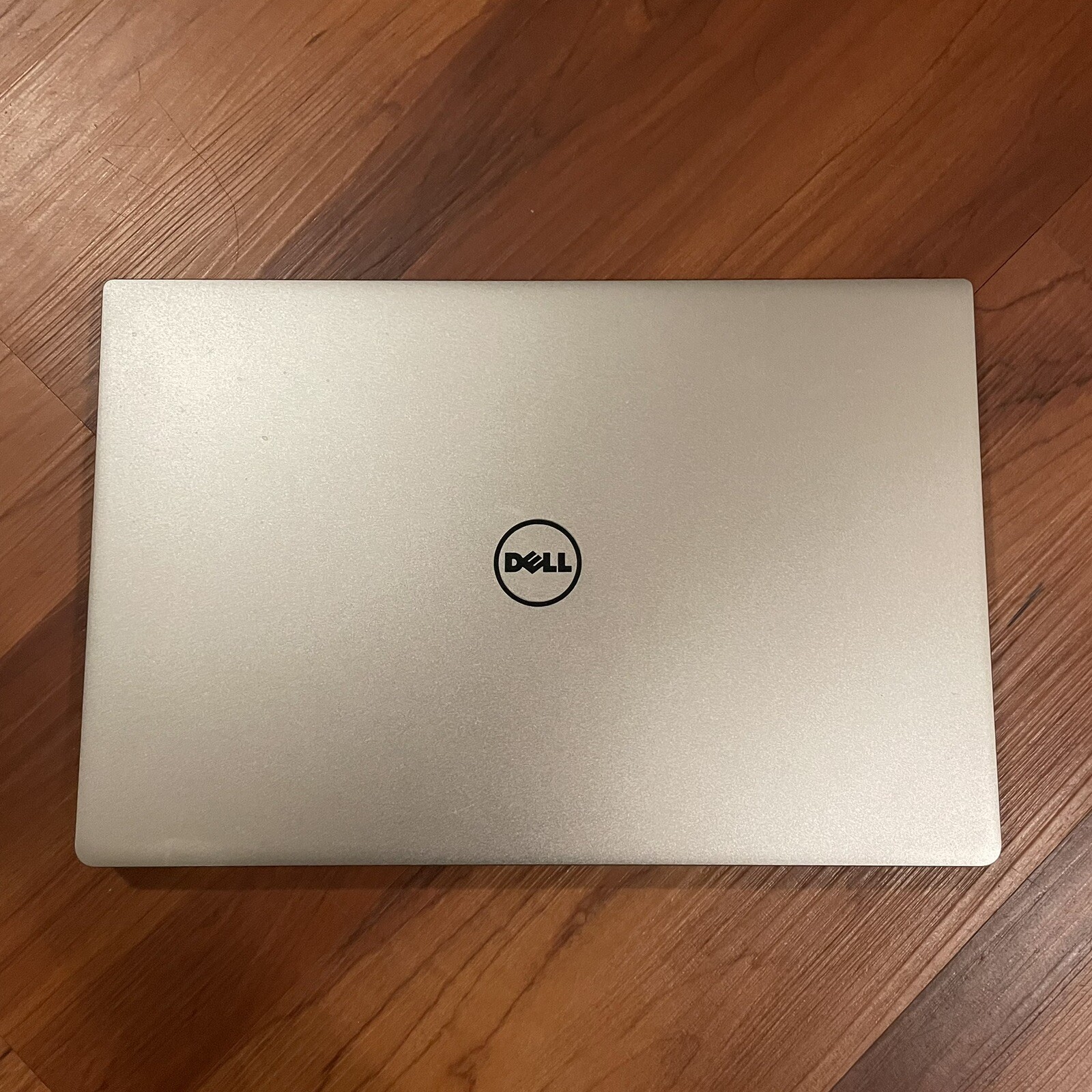 Dell XPS 13 9360 13.3″ 3200×1800 Screen, i7-7500U, 16GB RAM, 1TB SSD QHD+