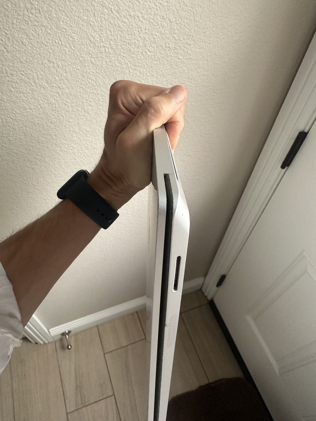 Microsoft Surface Laptop 1769 13.5″ i5-7200U 8GB RAM 128GB SSD Win 10 Pro