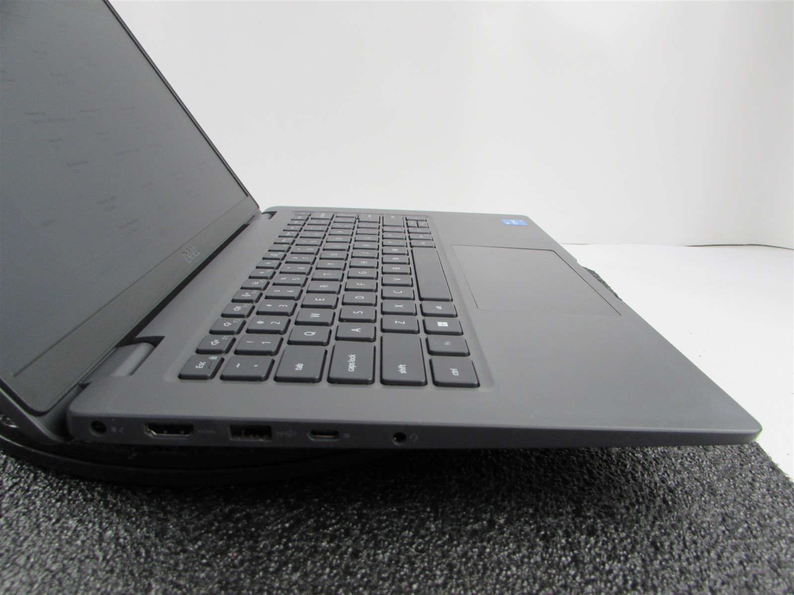 DELL LATITUDE 3440 1366X768 14″ CORE I5-1335U 256GB SSD 16GB RAM NO O.S