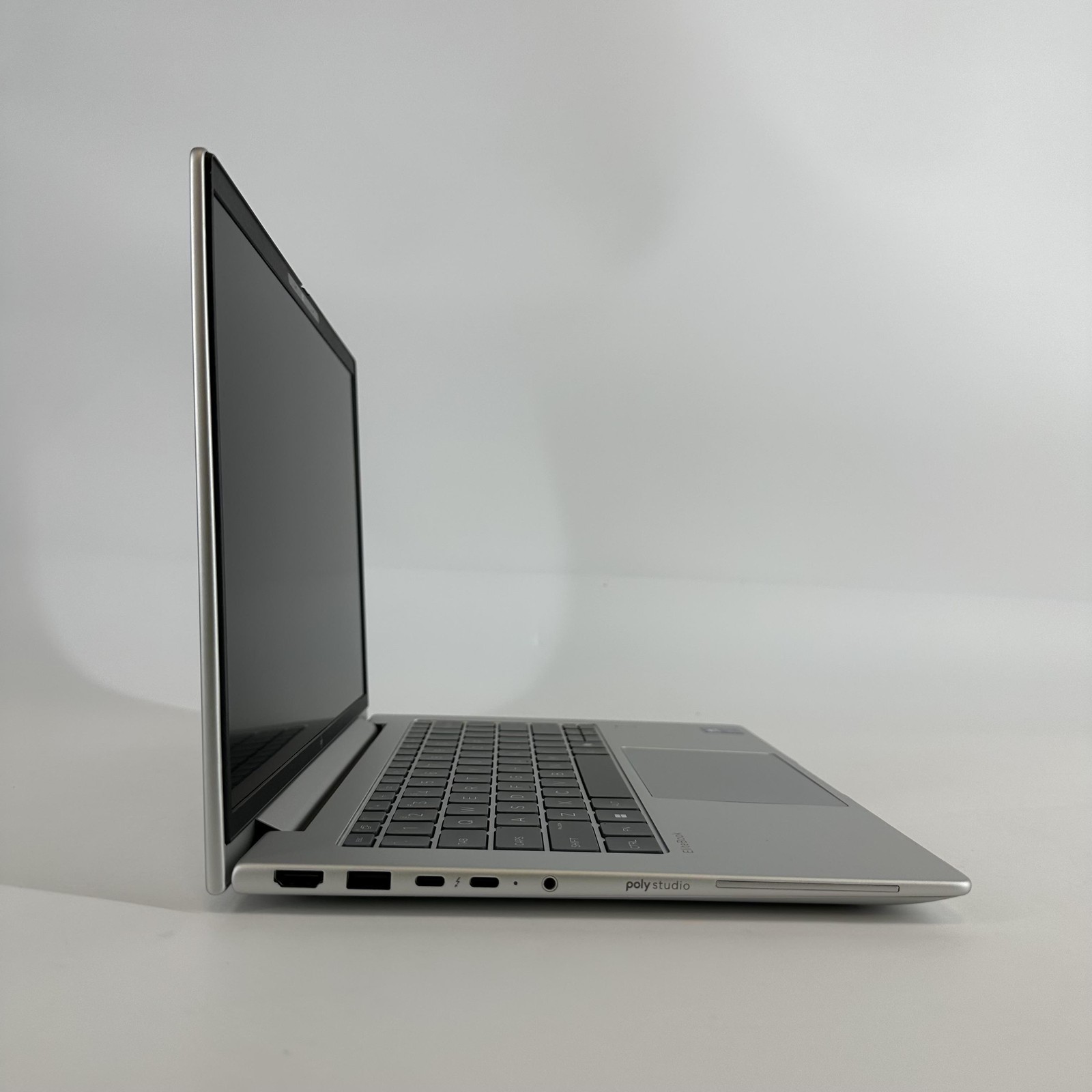 HP Elitebook 6 G1i 14 FHD+ 2.1 GHz Ultra 5 235U 16GB 512GB SSD Excellent