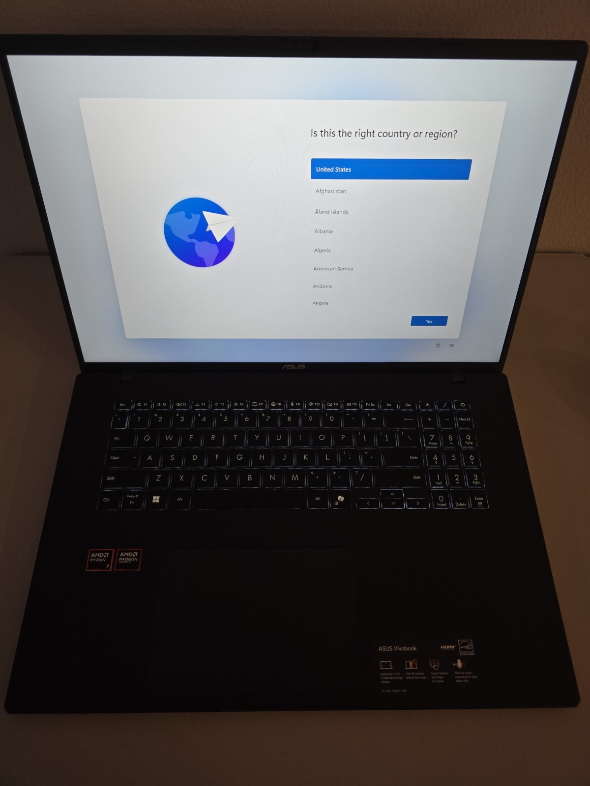 ASUS Vivobook 18 M1807H 18″ AMD Ryzen 7 260 32GB DDR5 1TB SSD Windows 11 Home