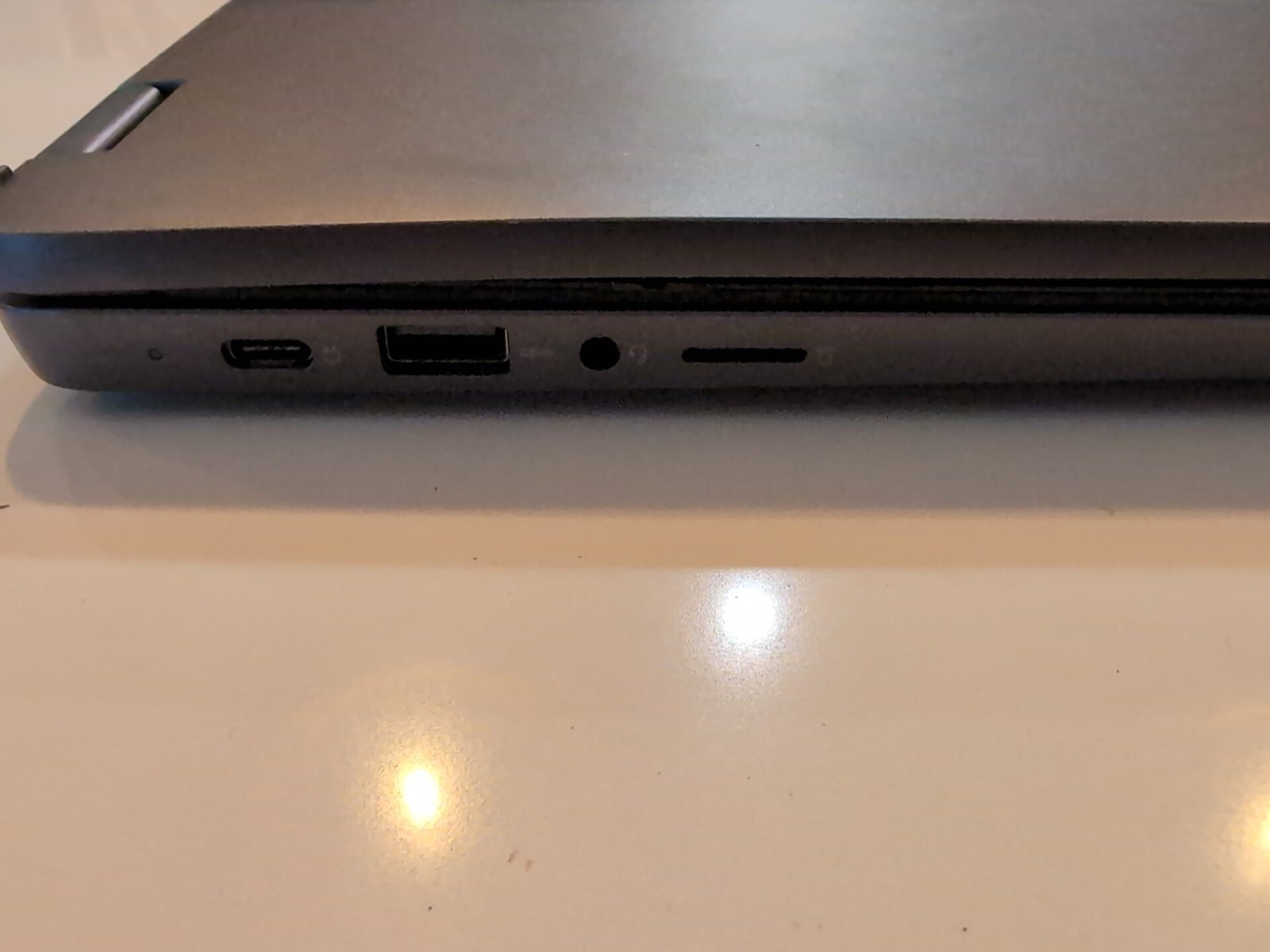 Lenovo IdeaPad Flex 5 14″ (256GB SSD, Intel i3 12th Gen, 3.30GHz, 8GB) READ !!!
