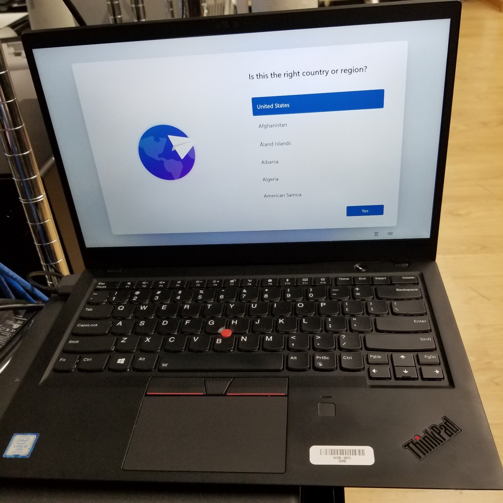 Lenovo ThinkPad X1 Carbon Gen 6 i5-8350U 1.70GHz 8GB 256GB Windows 11 Pro *READ