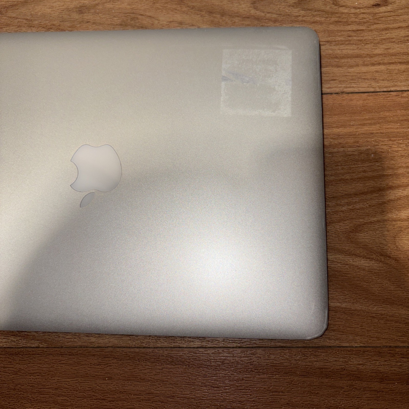 13″ Apple MacBook Air Mid 2013 – 4 GB, i5-4250U 1.3 Ghz – NO POWER