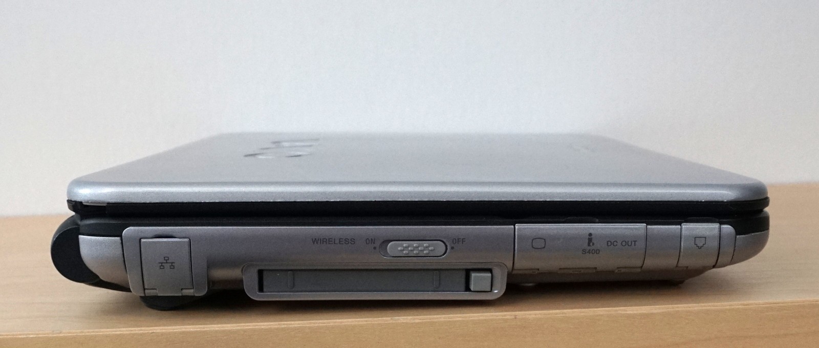 Sony Vaio PCG-SRX87 Notebook Computer Legacy Vintage Laptop Netbook Accessories