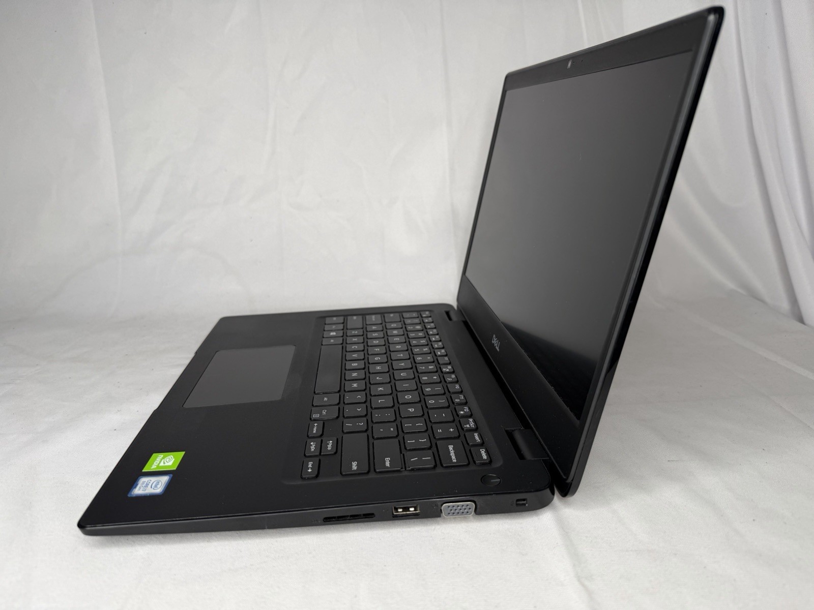 Dell Latitude 3400 14” (i7-8565U, 1.8 GHz, 16GB RAM, 256GB NVMe) Win11Pro wGPU