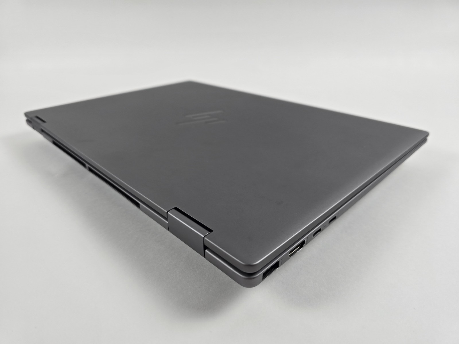 HP Envy x360 16″ WUXGA 2-in-1 Touch Ryzen 7 8840HS 16GB 1TB SSD – Used