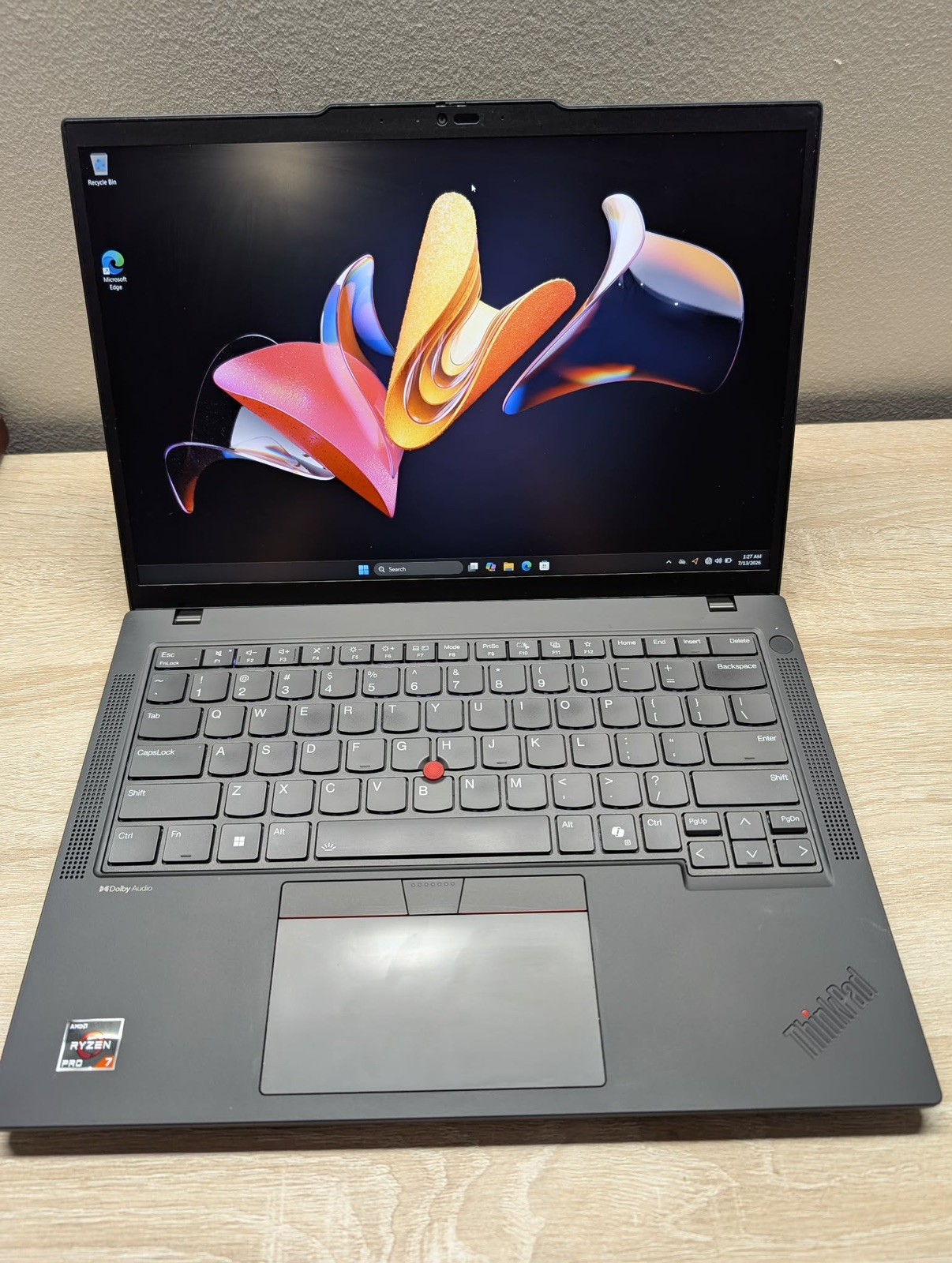 Lenovo ThinkPad T14 Gen 5 Ryzen 7 PRO 8840U 16GB 512GB SSD Read Description!