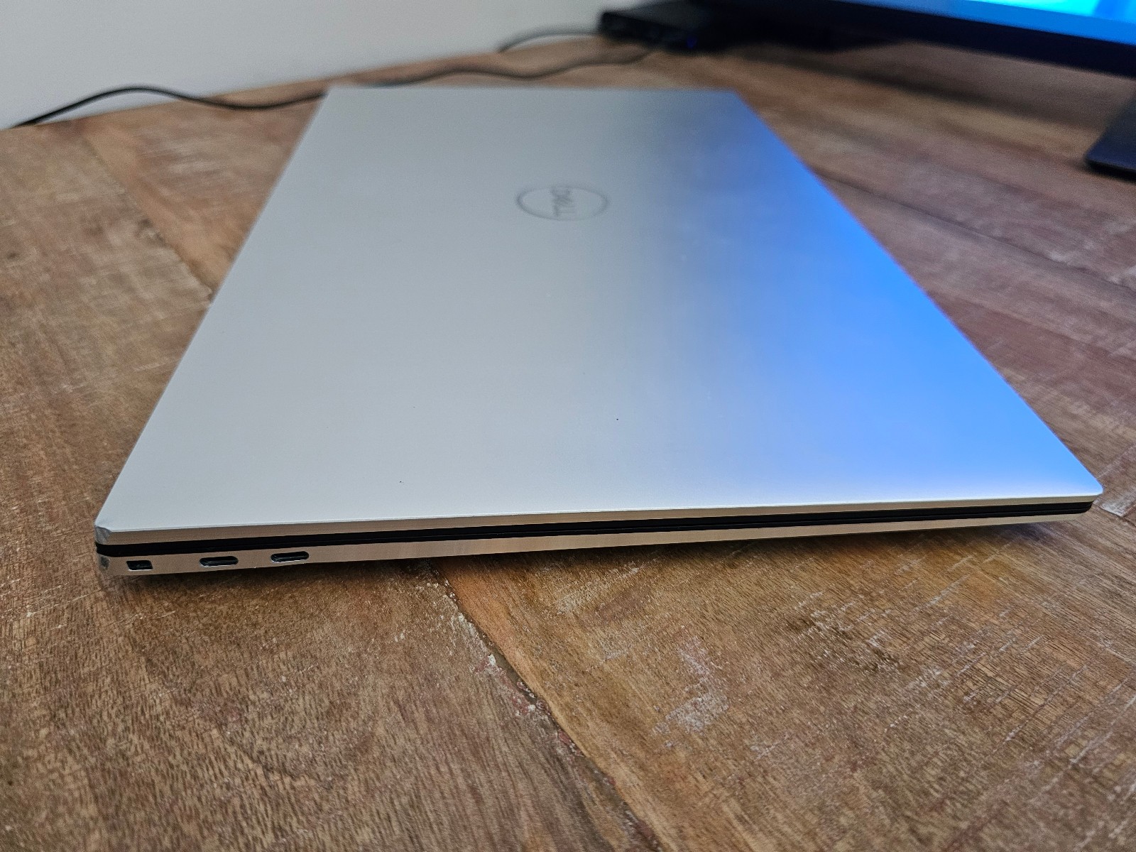 dell xps 17 9700 i9 10885h 32gb rtx 2060