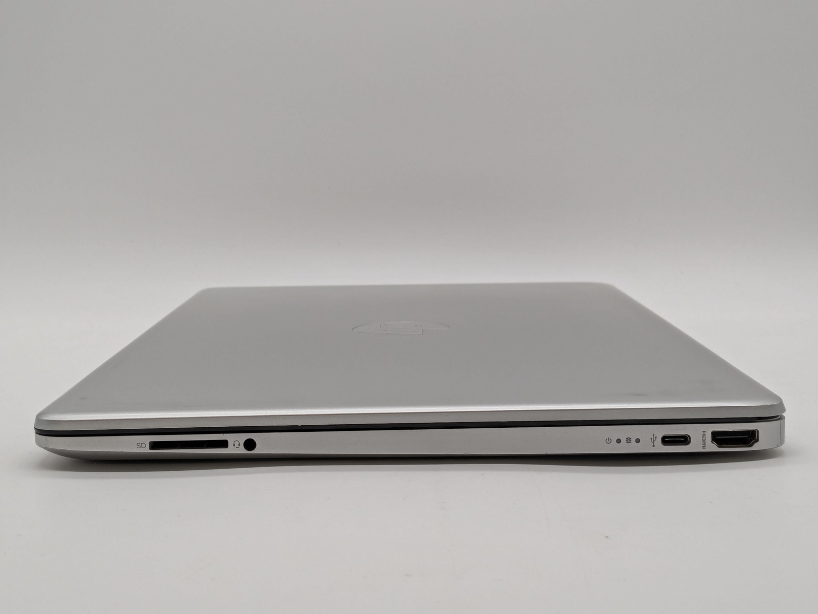 HP Laptop 15-dy2702dx 15″ HD Touch I3-1115G4 256GB SSD 8GB W11 Webcam
