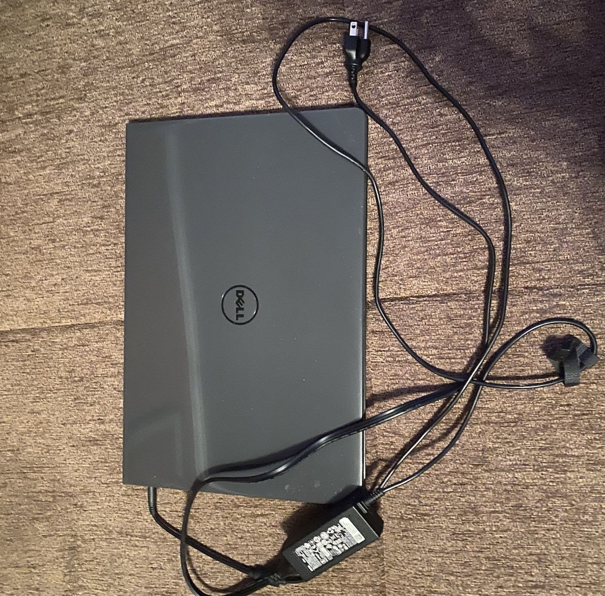 Dell Inspiron 15 3000 Laptop Service Tag: 9NSCKT2 8GB