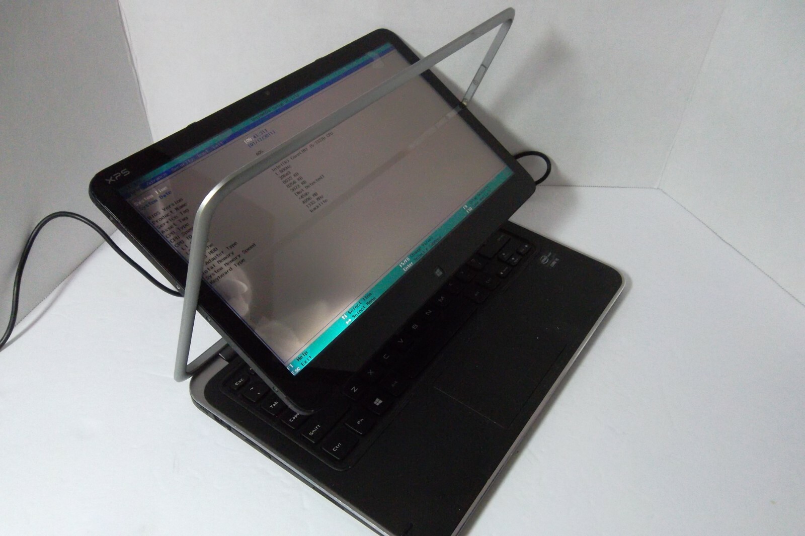 Dell XPS 12 9Q23 Ultrabook Intel Core i5-3337U 1.80GHz 1080p Wi-Fi BT Touch