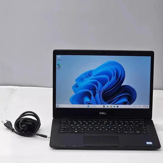 DELL Latitude 3400 Business i5-8265U 1.60Gz 8GB RAM 256GB SSD 14 in FHD Screen