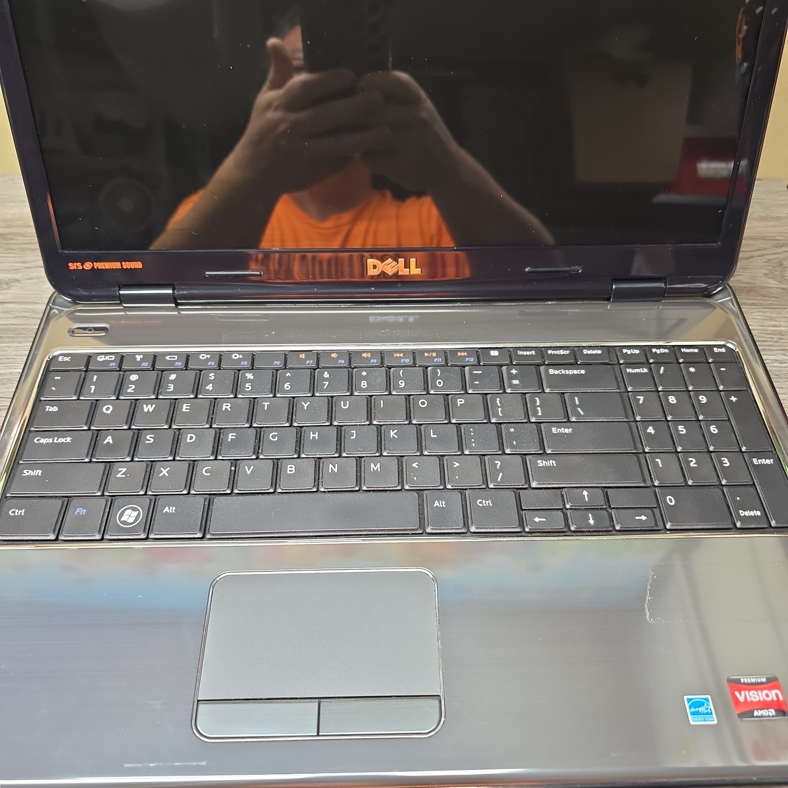 Dell Inspiron M5010 Laptop 8GB RAM No HDD 7 Beeps Parts Repair No Charger